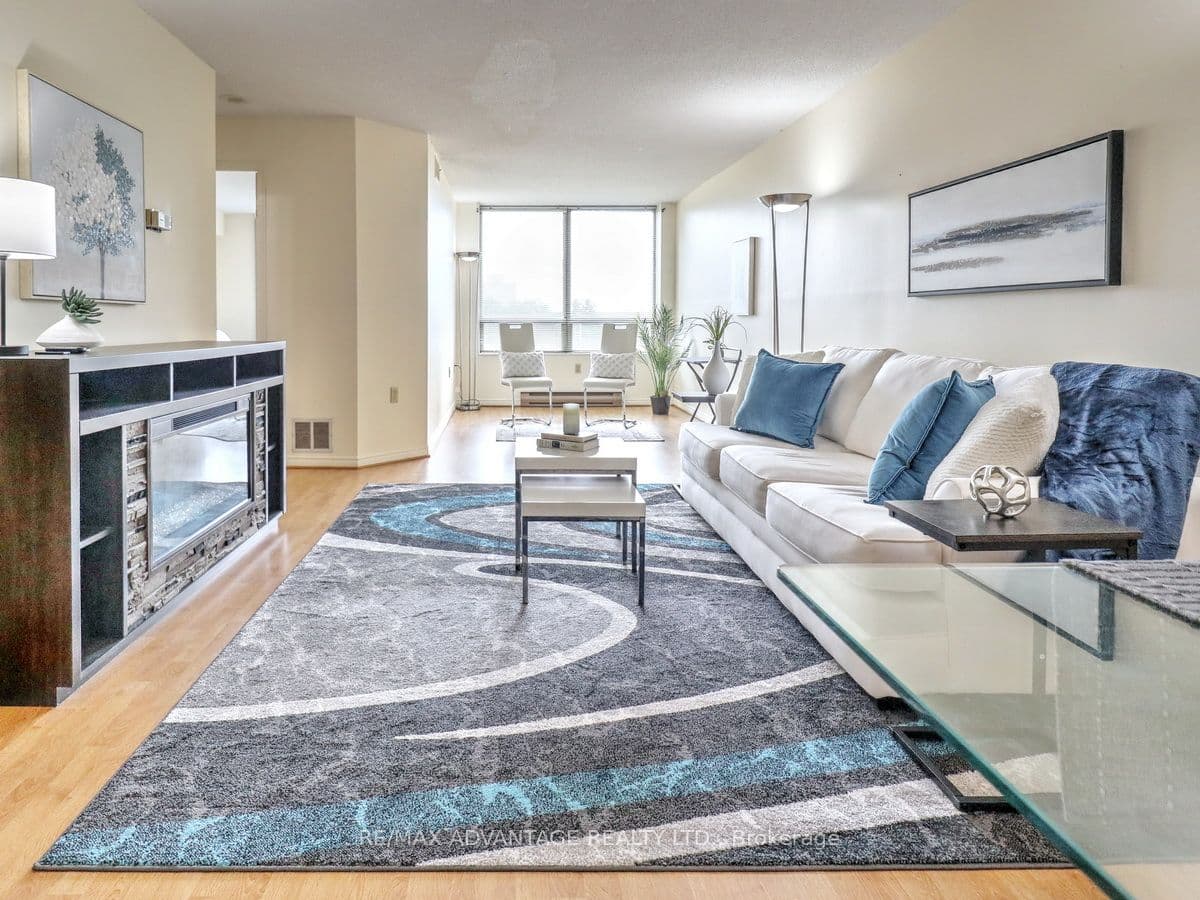695 Richmond Street 304, London East, ON N6A 5M8