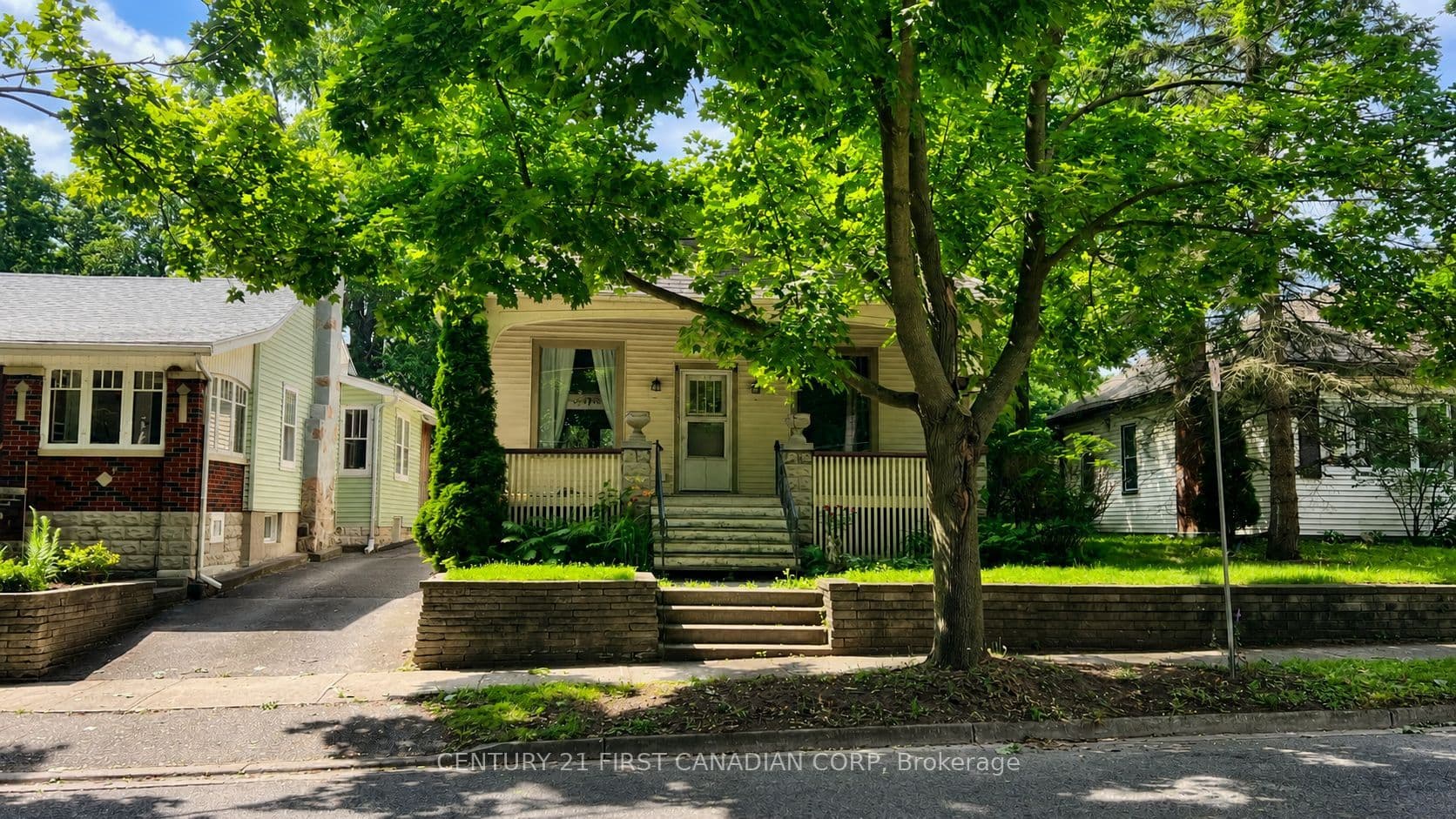 52 Becher Street, London South, ON N6C 1A5