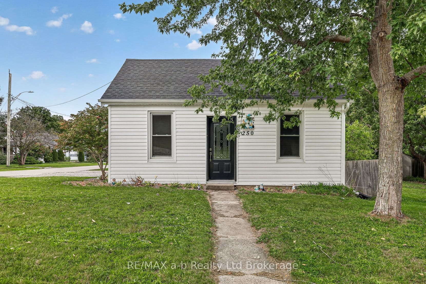 250 Frederick Street, Ingersoll, ON N5C 2H9