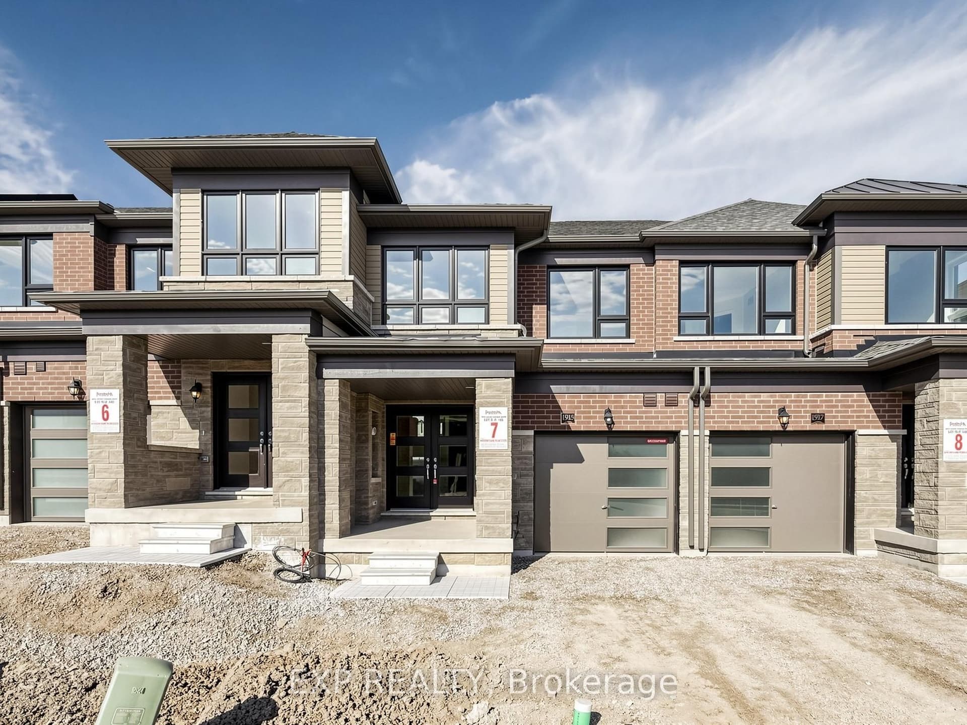 1915 UPPER THAMES Drive, Woodstock, ON N4S 7W2