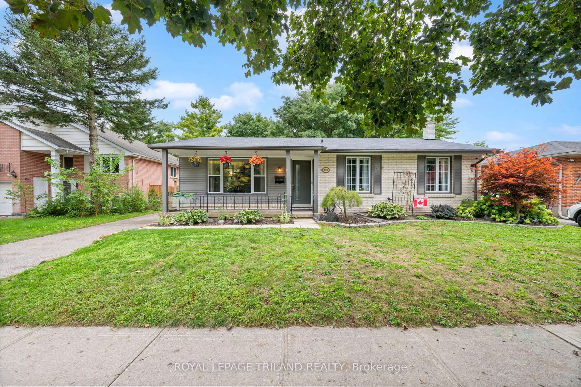 1611 Trossacks Avenue, London North, ON N5X 2G3
