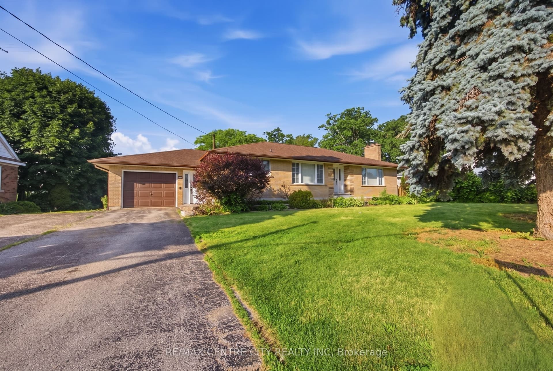 303 Simcoe Street, Tillsonburg, ON N4G 2J5
