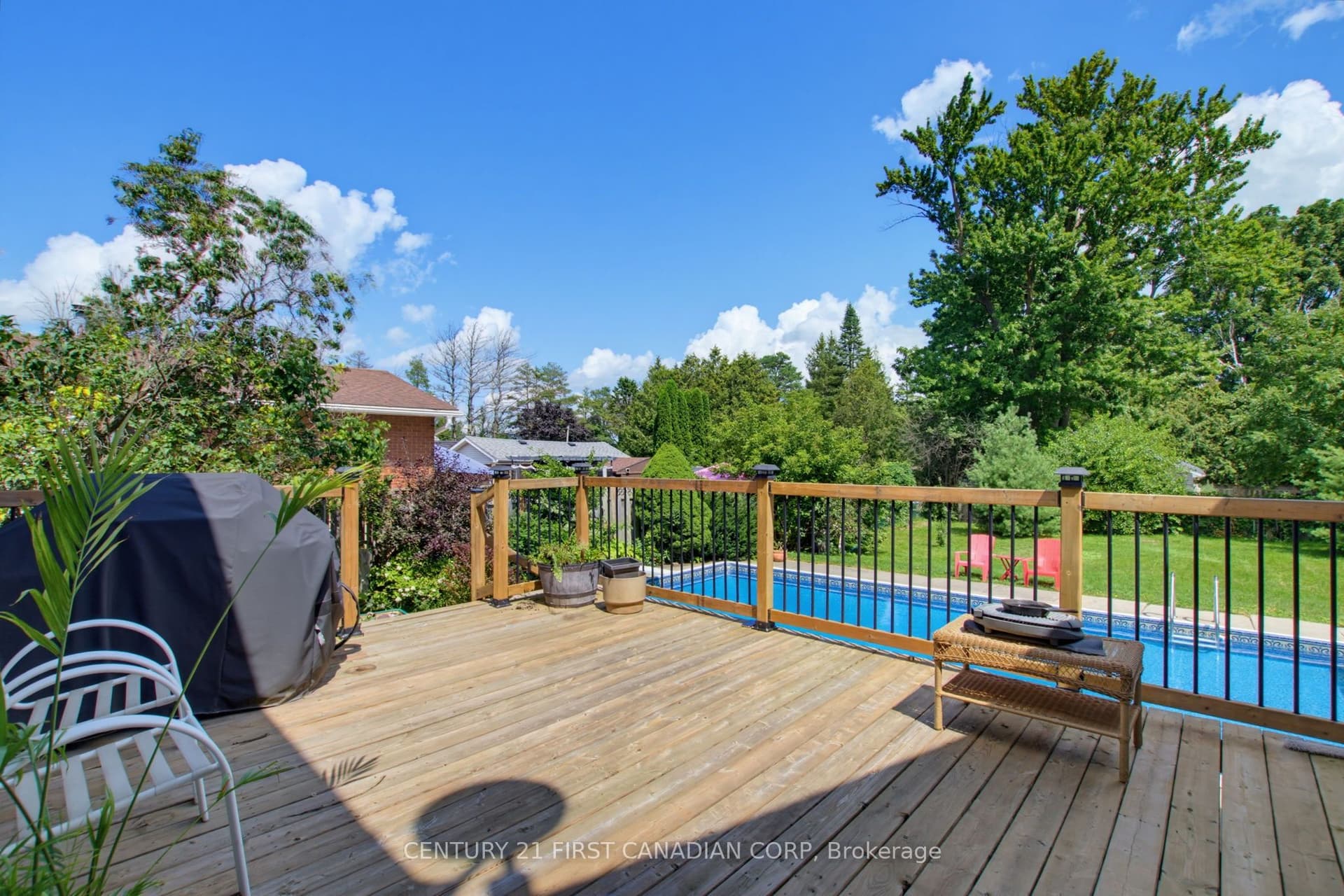 444 Forest Lawn Avenue, London East, ON N5V 1T1