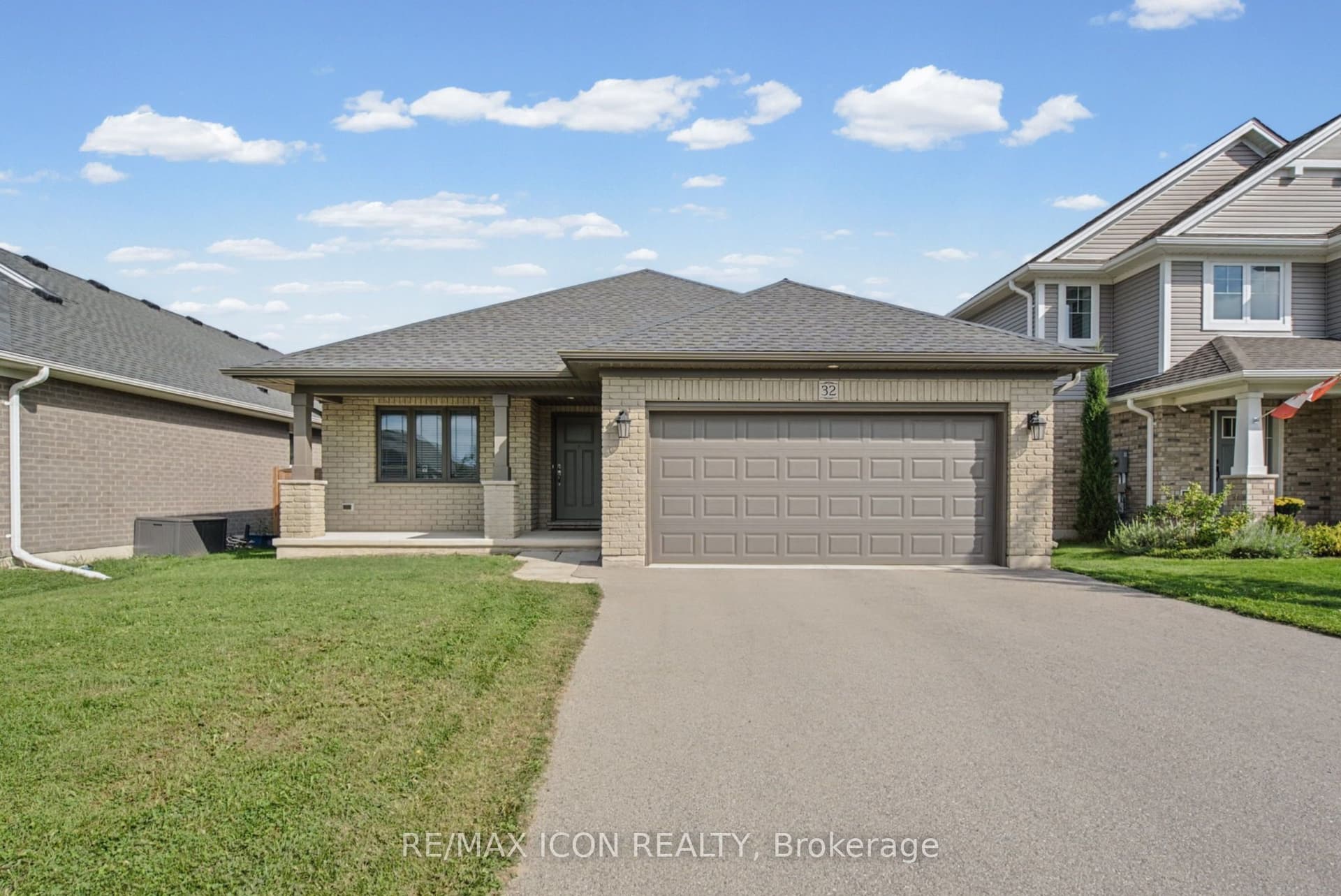 32 Foxtail Lane, St. Thomas, ON N5R 0J2