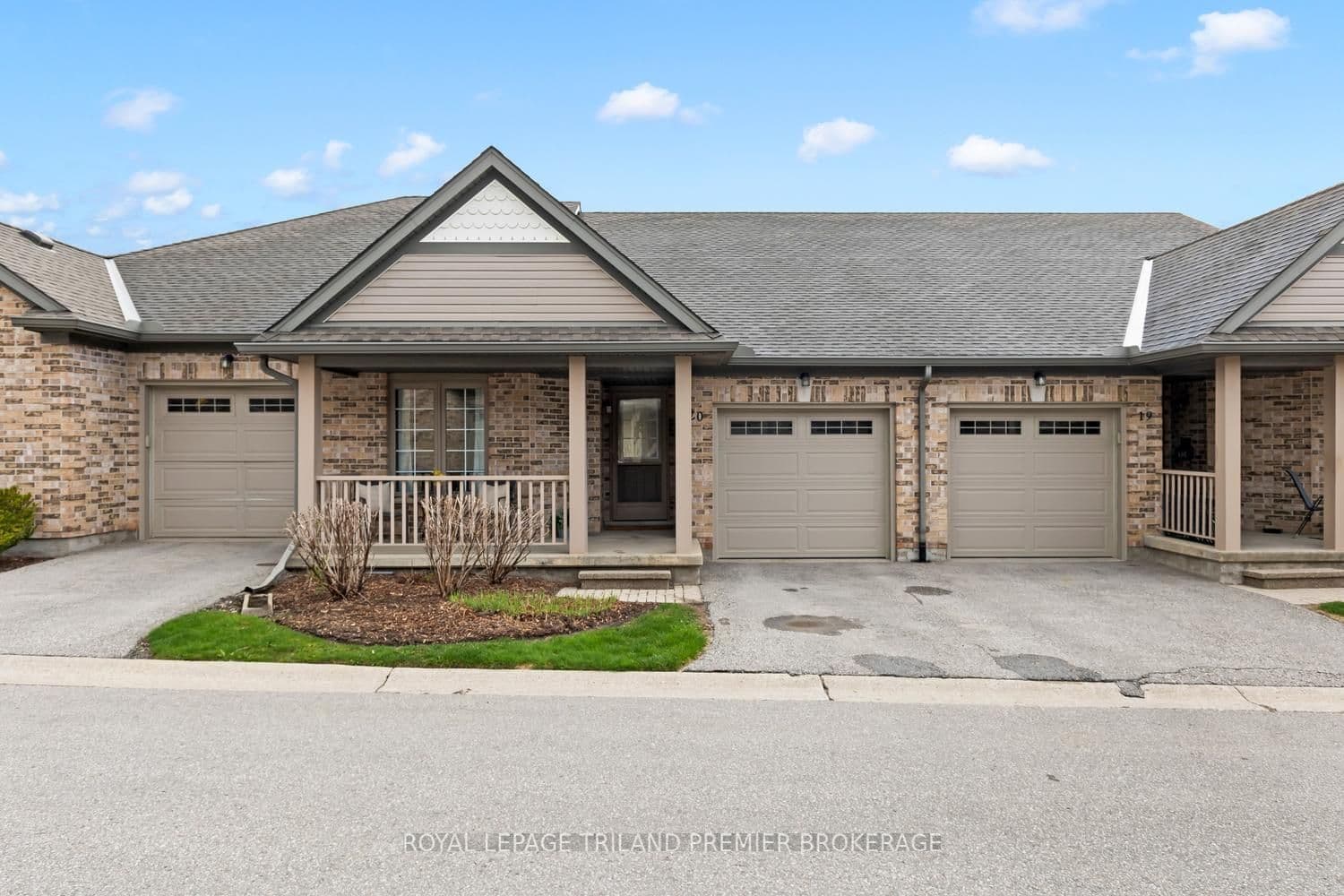 215 North Centre Road 20, London North, ON N5X 4E3