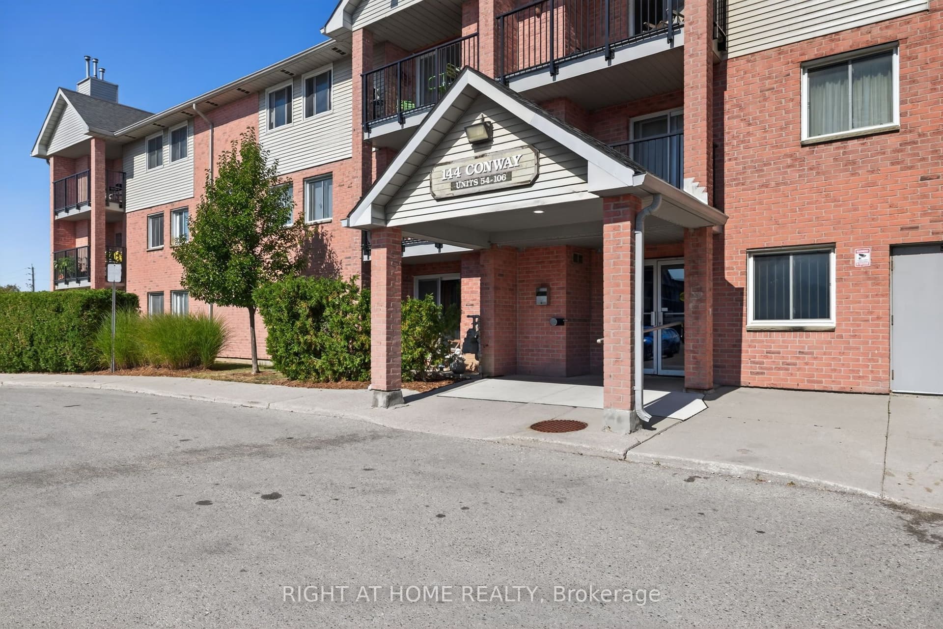144 Conway Drive 62, London South, ON N6E 3N3