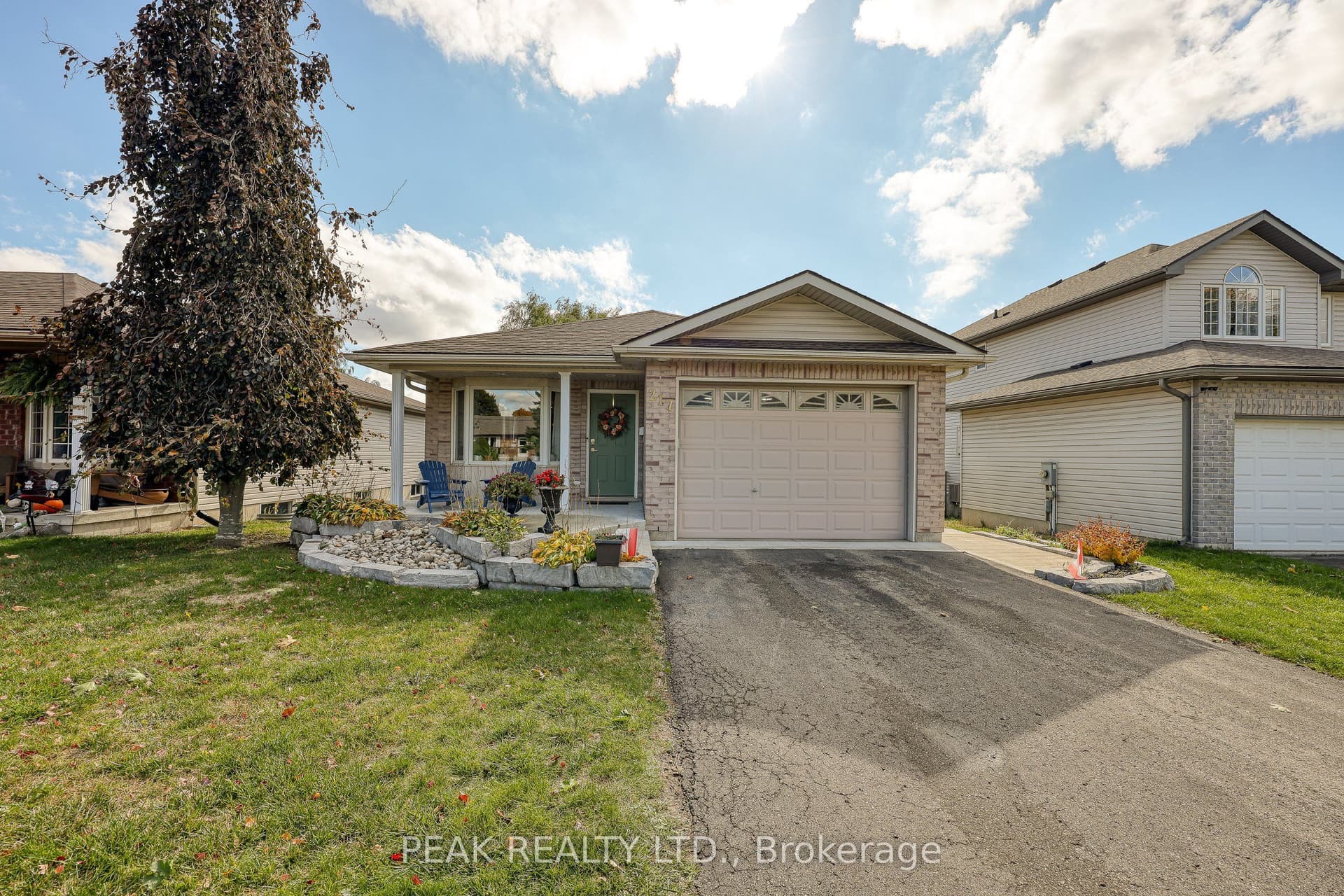 217 North Street E, Tillsonburg, ON N4G 1B8