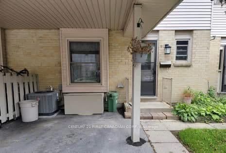 1318 Highbury Avenue 91, London East, ON N5Y 5E5