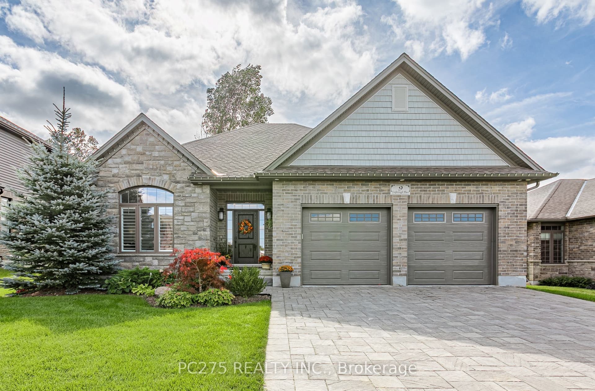 9 Foxborough Place, Thames Centre, ON N0M 2P0