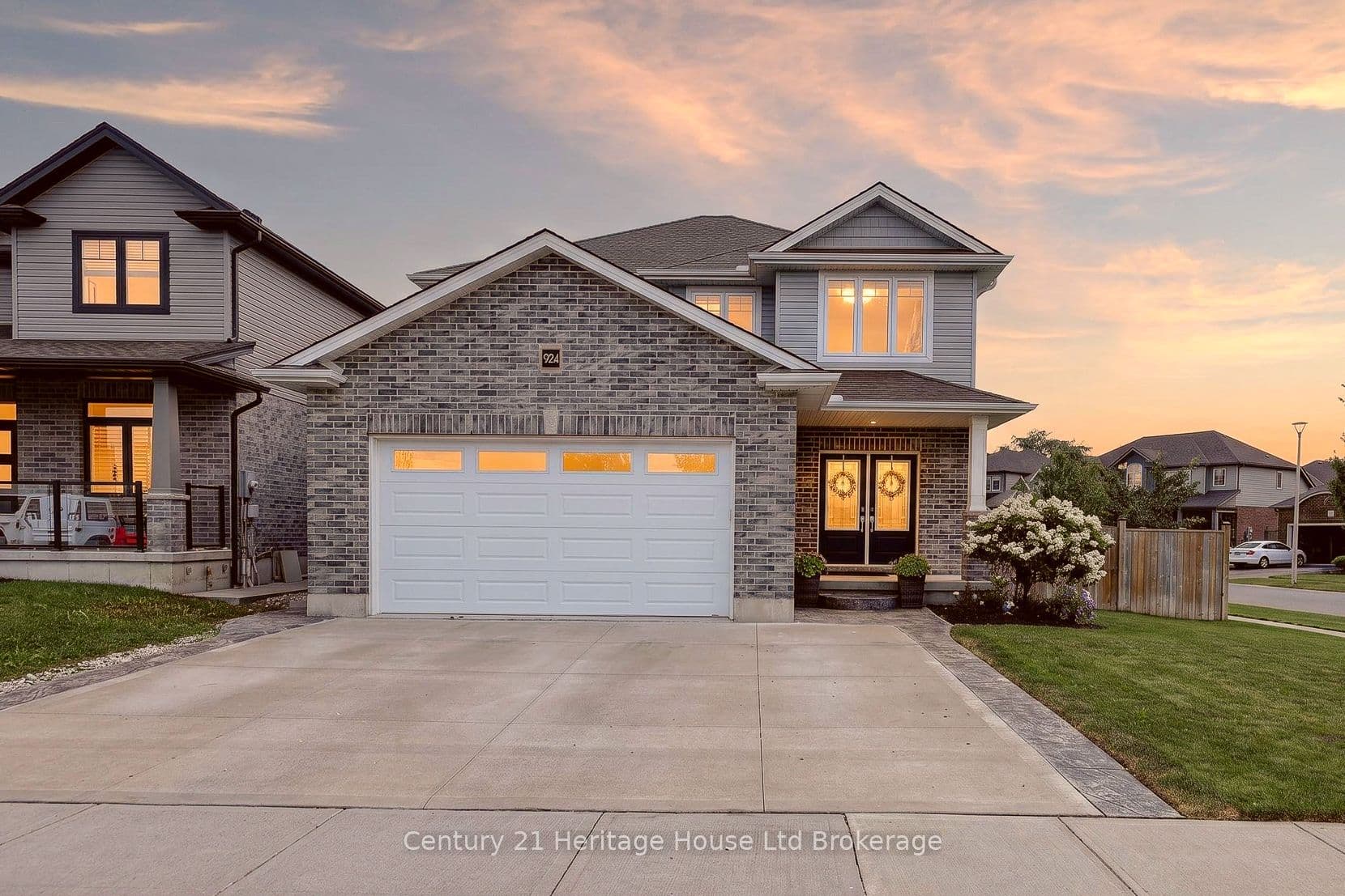924 Springbank Avenue N, Woodstock, ON N4T 0G1