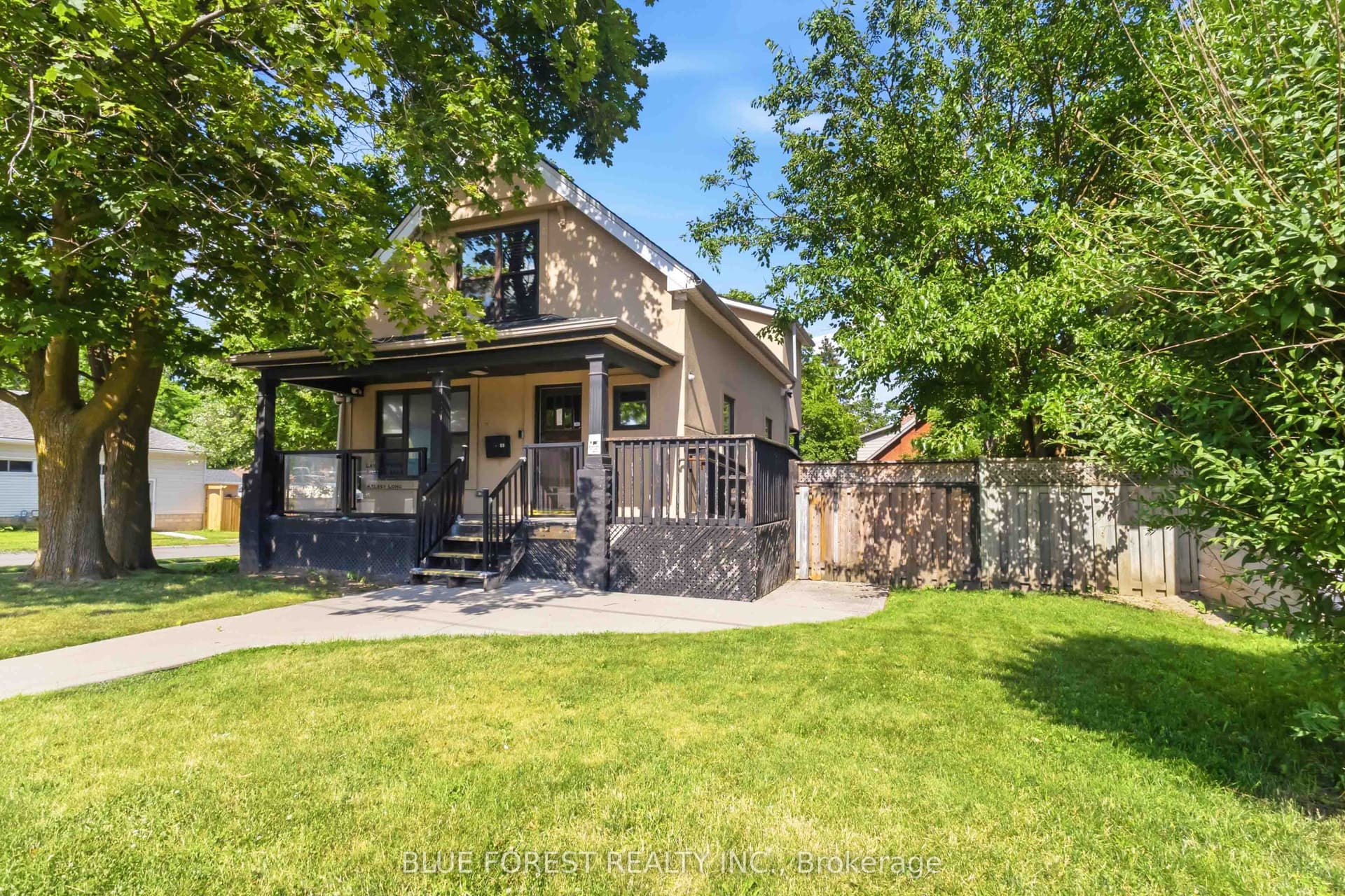 362 Wharncliffe Road S, London South, ON N6J 2M1