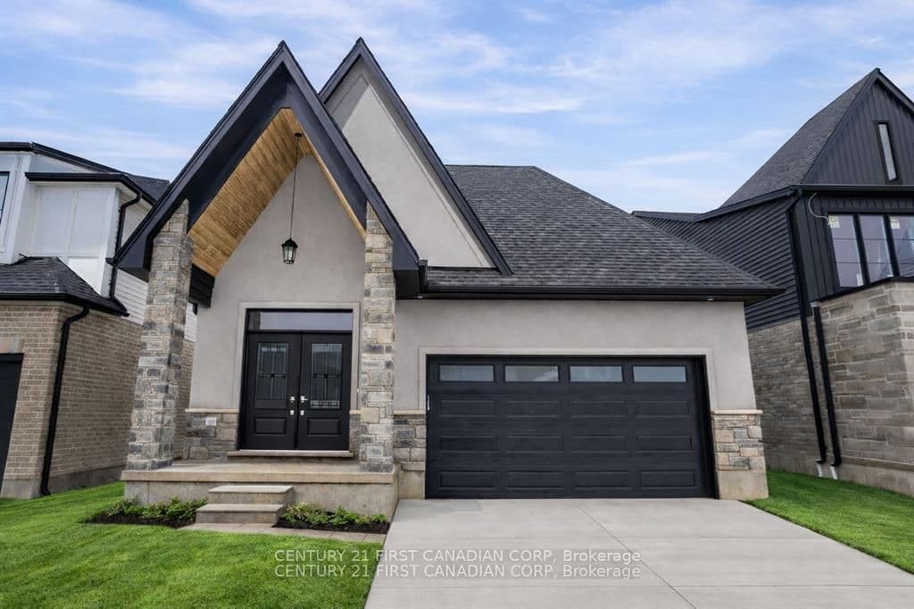 2215 DARWIN Crescent, London South, ON N6P 0J6