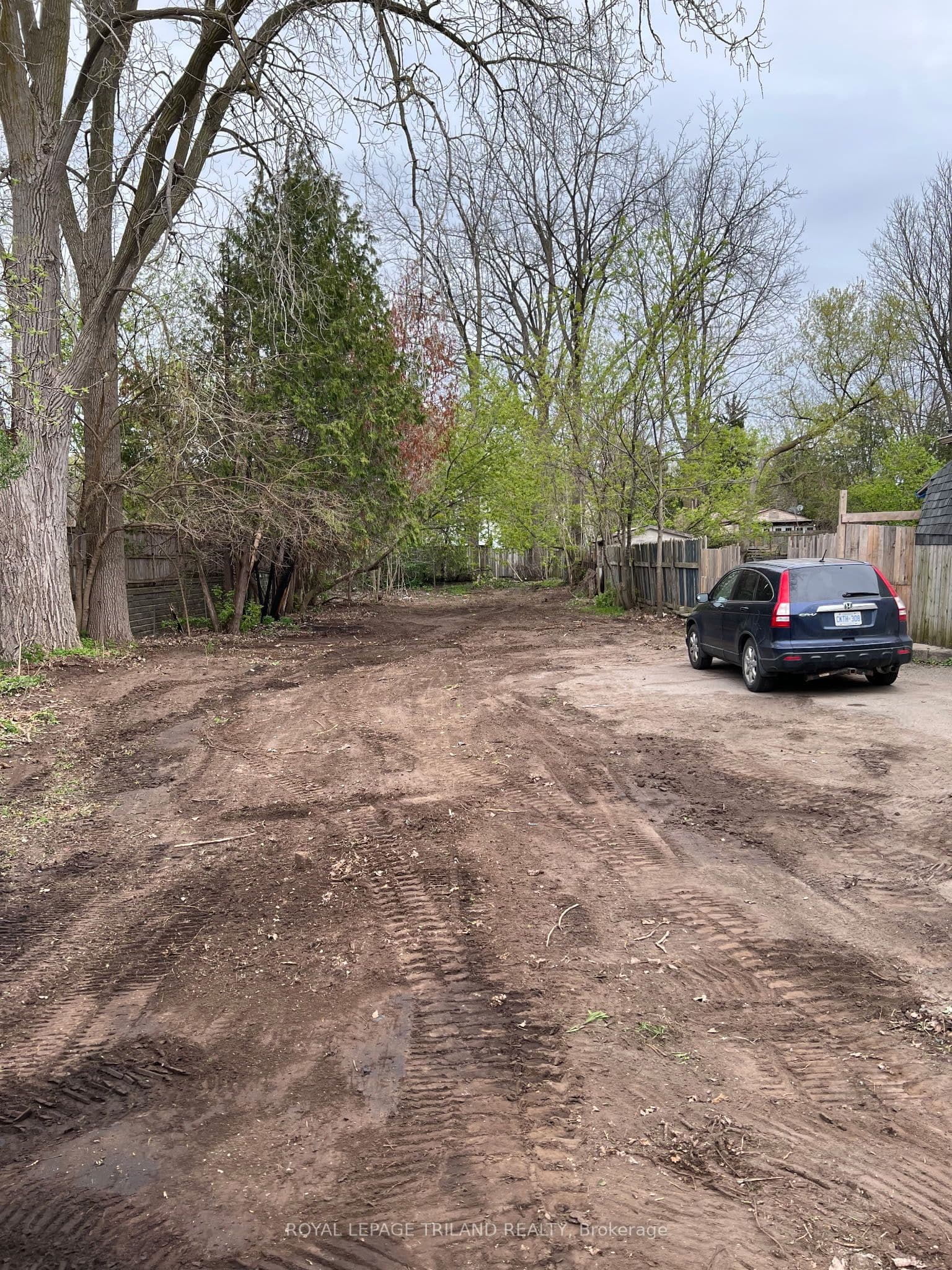 121 Riverside Drive, London North, ON N6H 4R9