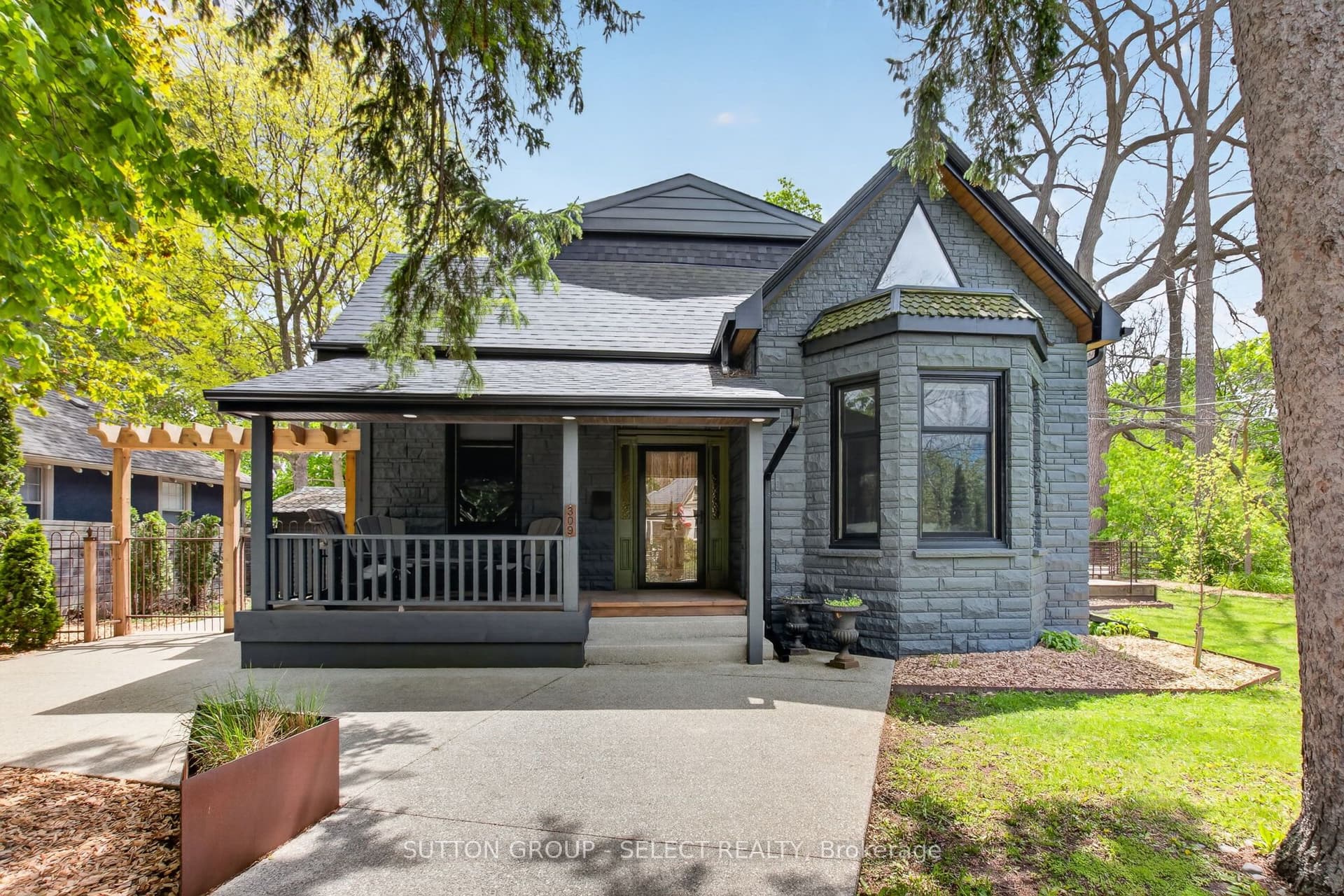 309 Cromwell Street, London East, ON N6A 1Z7
