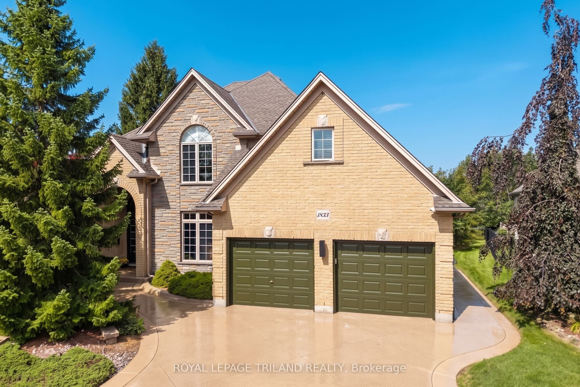 1833 Standfield Road, London North, ON N6G 5G1
