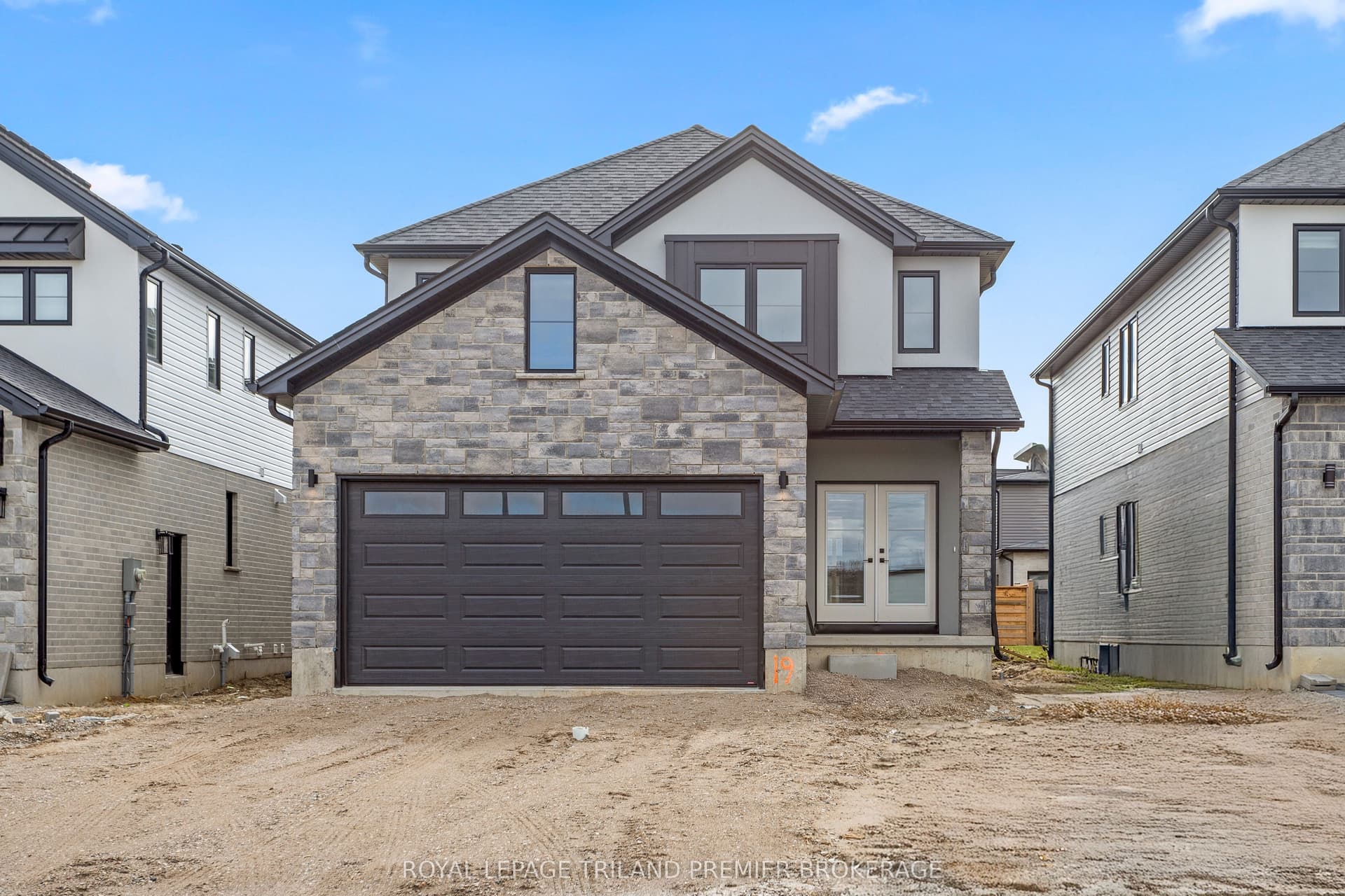 2628 HEARDCREEK Trail, London North, ON N6G 0Z8