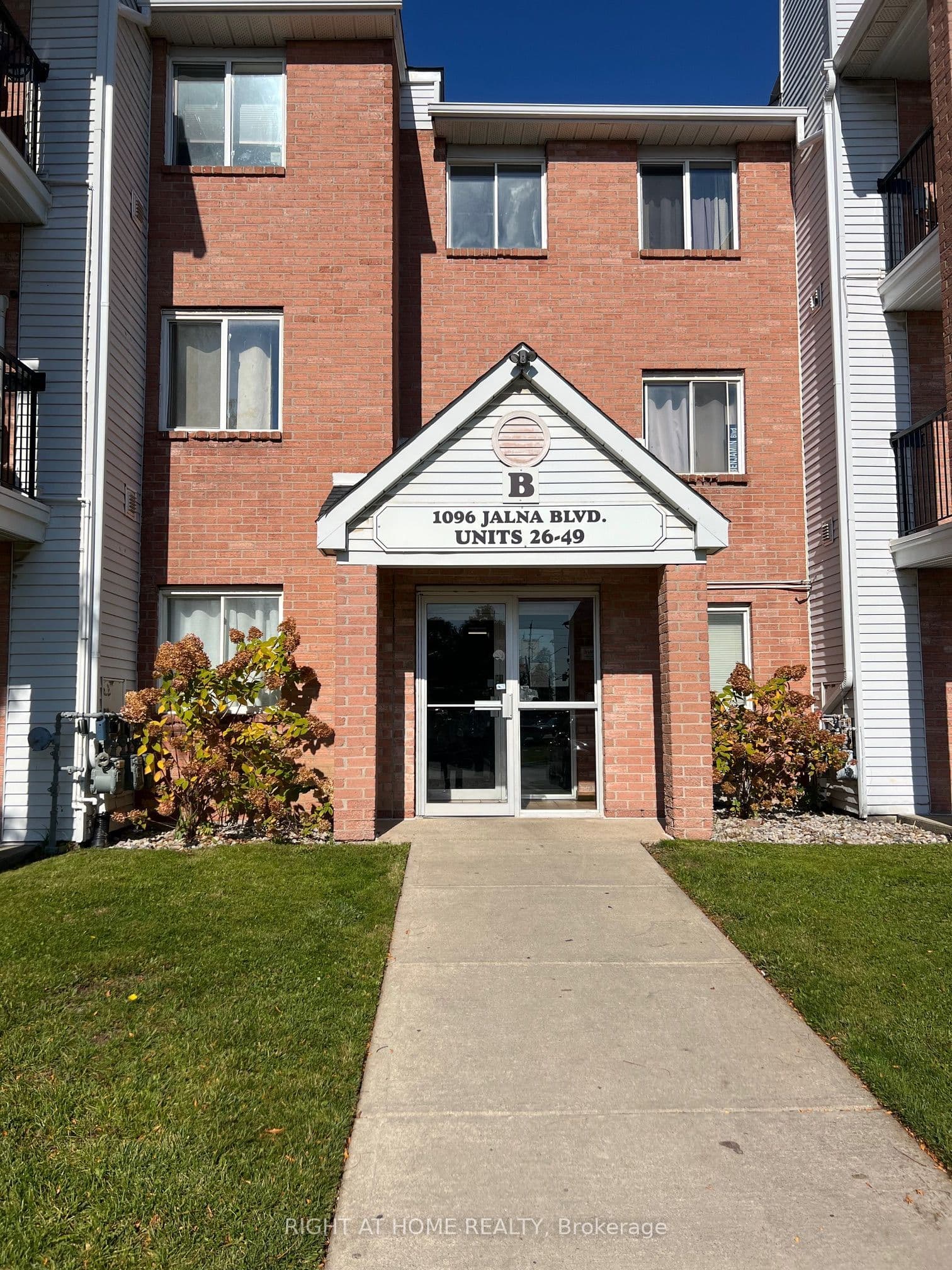 1096 Jalna Boulevard 38, London South, ON N6E 3B8