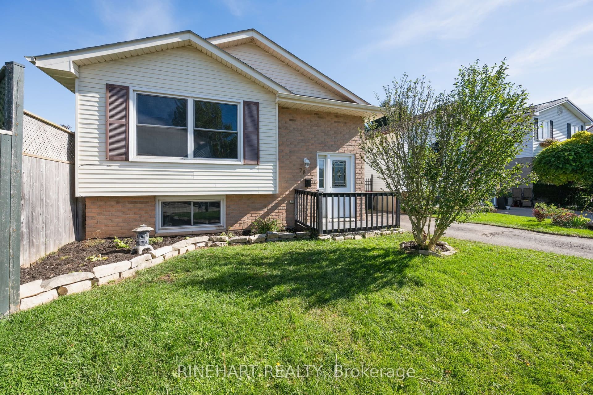 78 Bloomsbury Court, London East, ON N5V 3N8