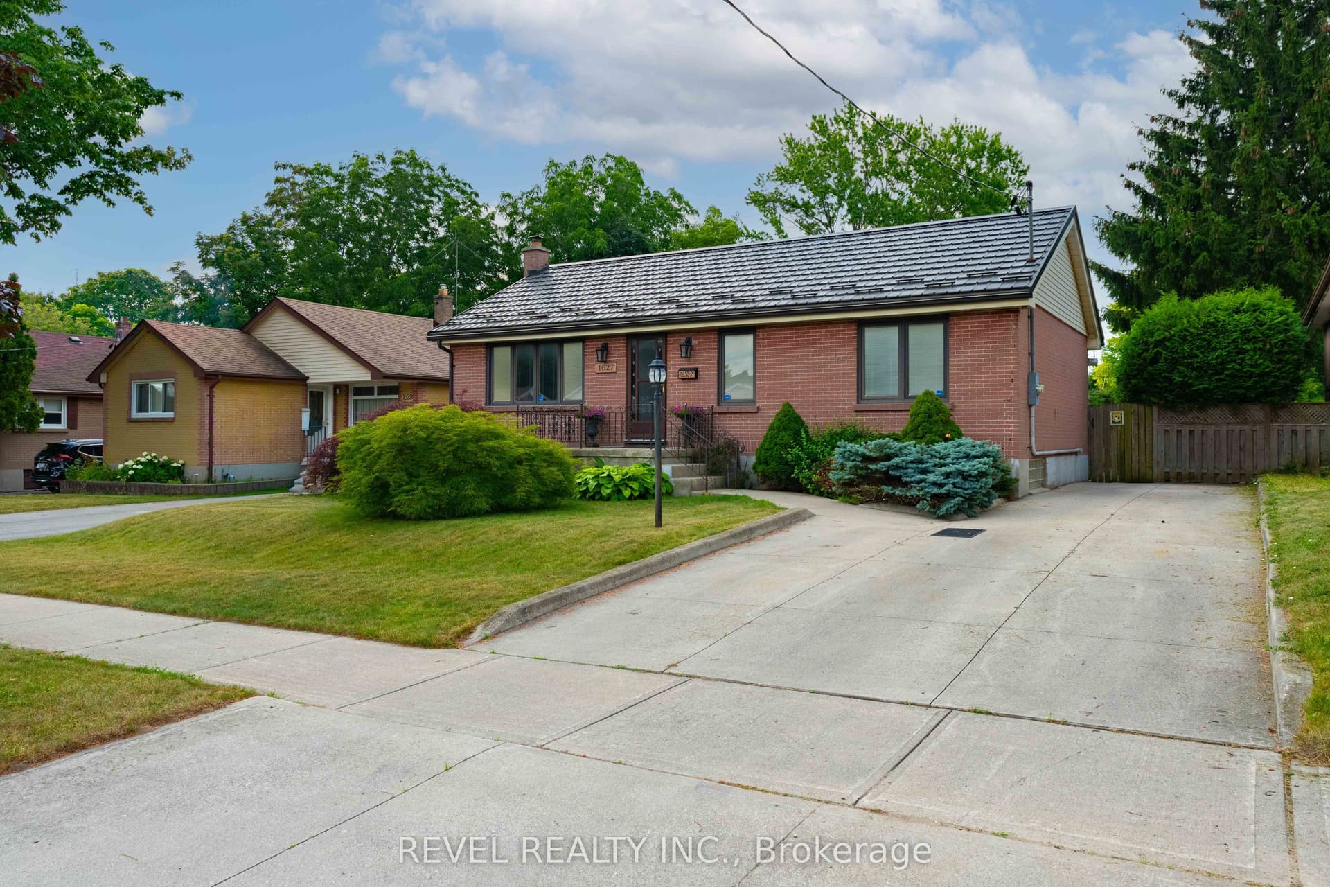 1627 Mardell Street, London East, ON N5V 1X3
