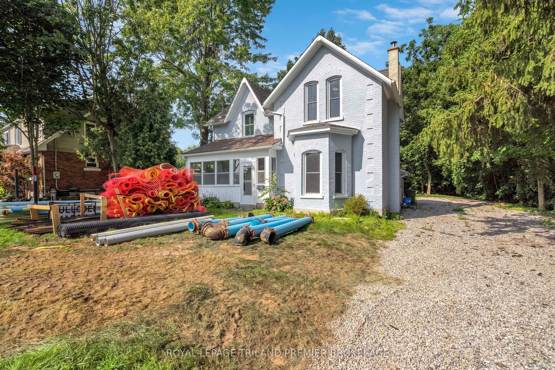 180 Alma Street, St. Thomas, ON N5P 3B4
