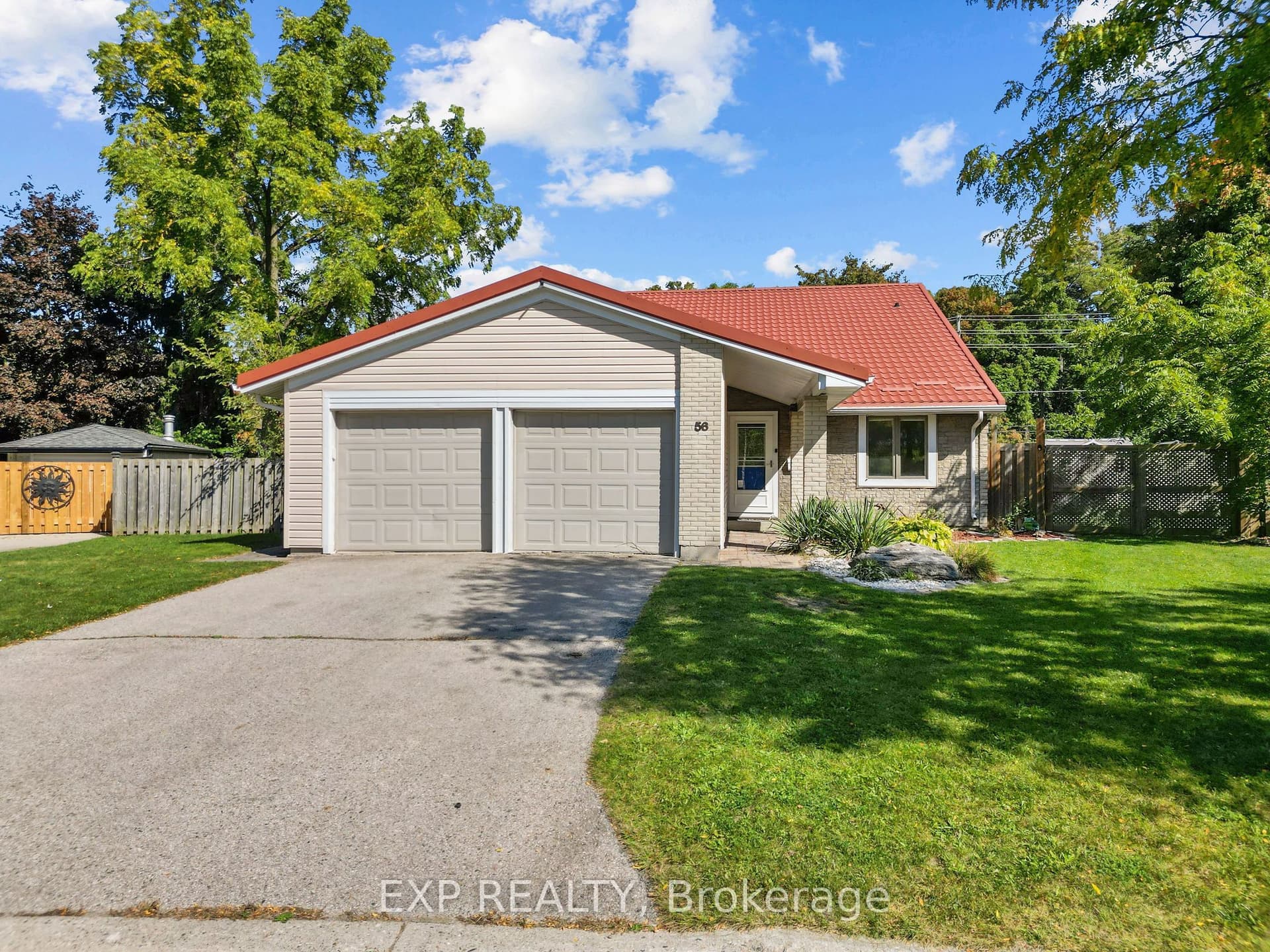 56 Yardley Place, London North, ON N6G 2J3