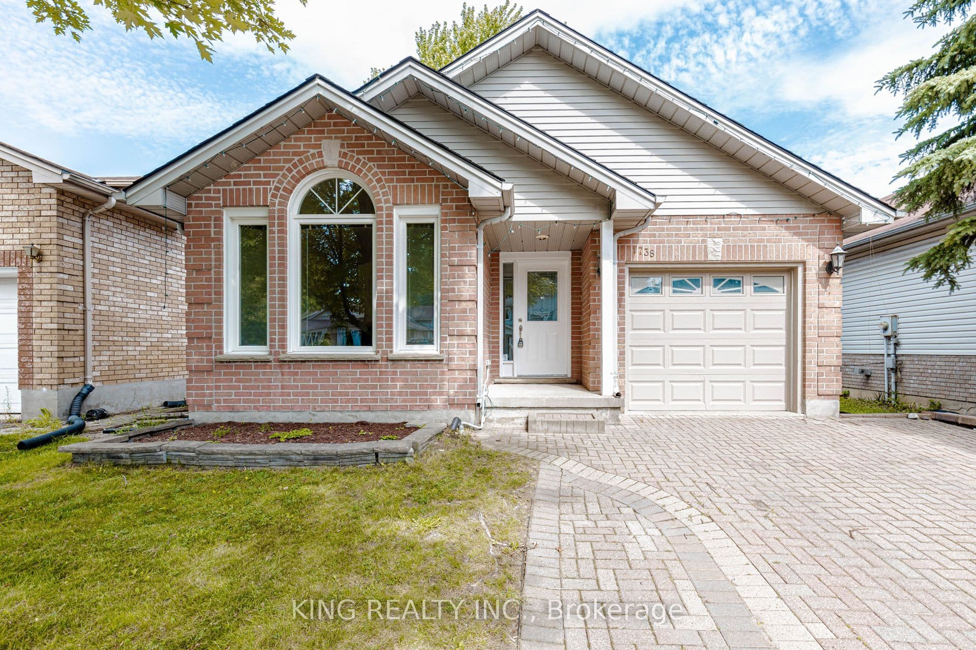 1738 MARCONI Boulevard, London East, ON N5V 4V4