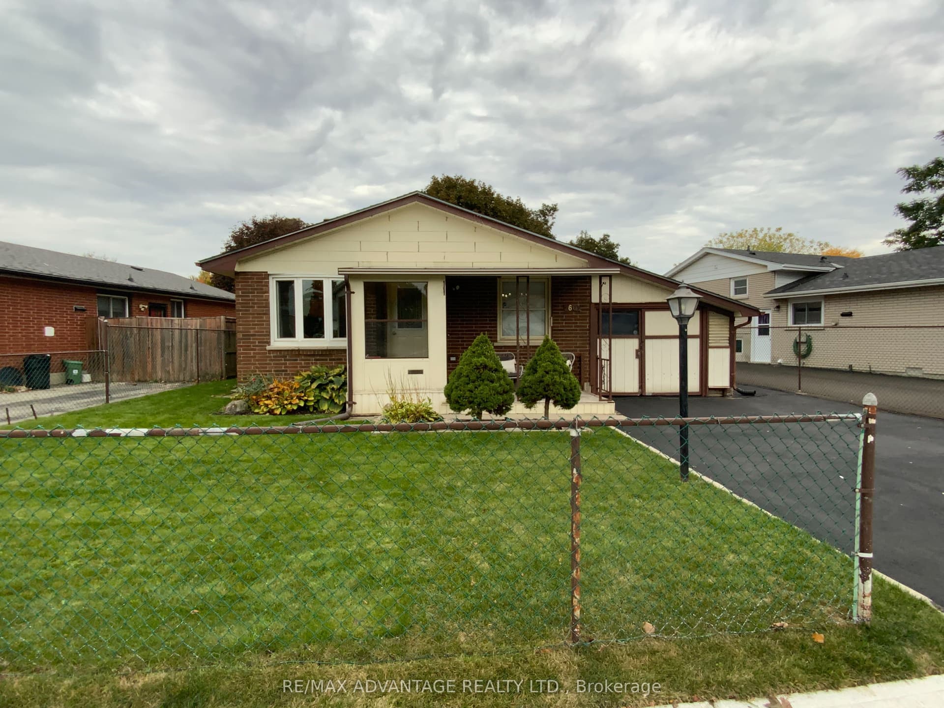 60 Wexford Avenue, London East, ON N5V 1L9
