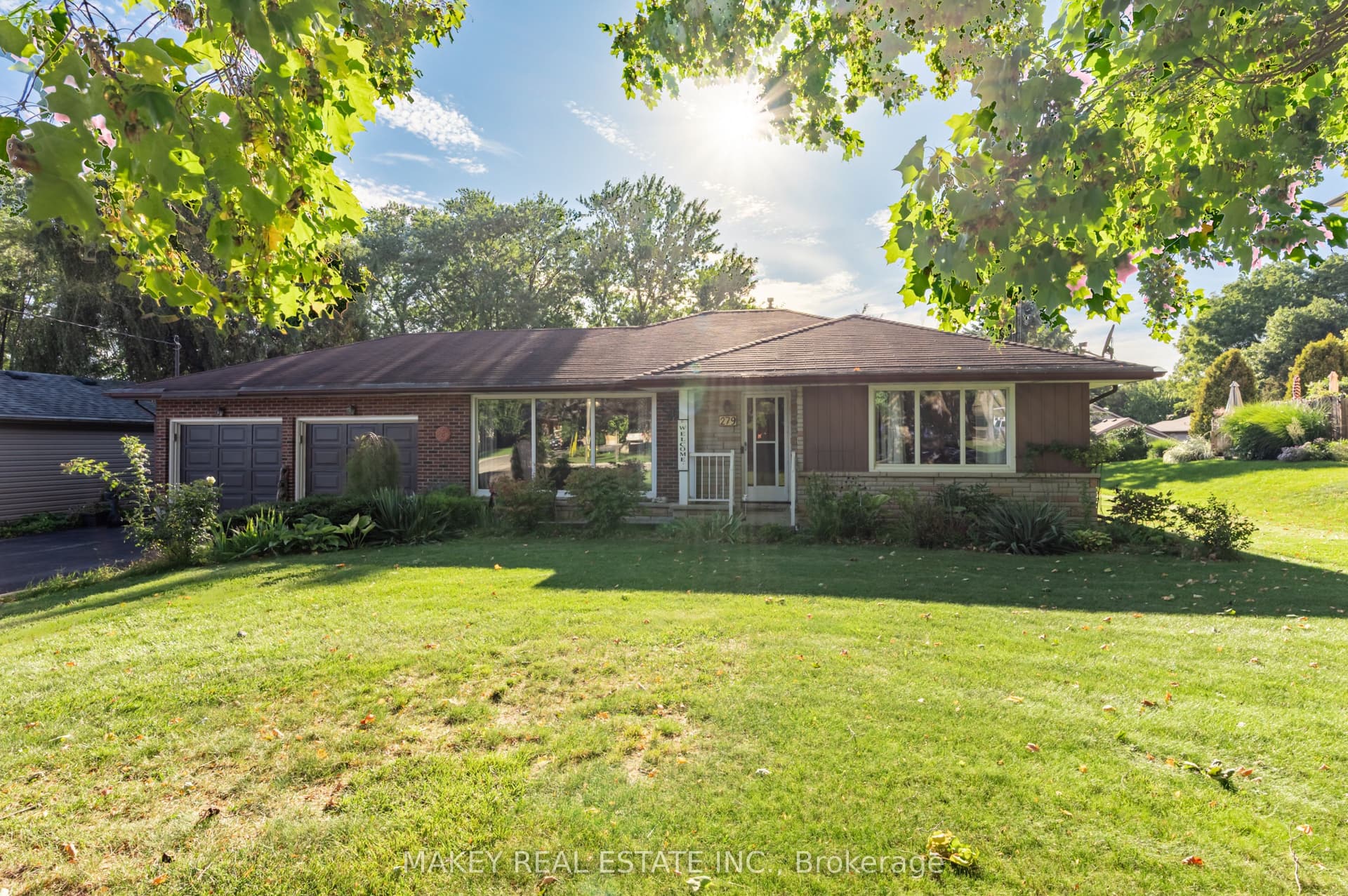 279 Oxford Avenue, Ingersoll, ON N5C 3H5