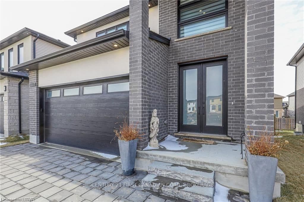 3436 EMILYCARR Lane, London South, ON N6L 0A3