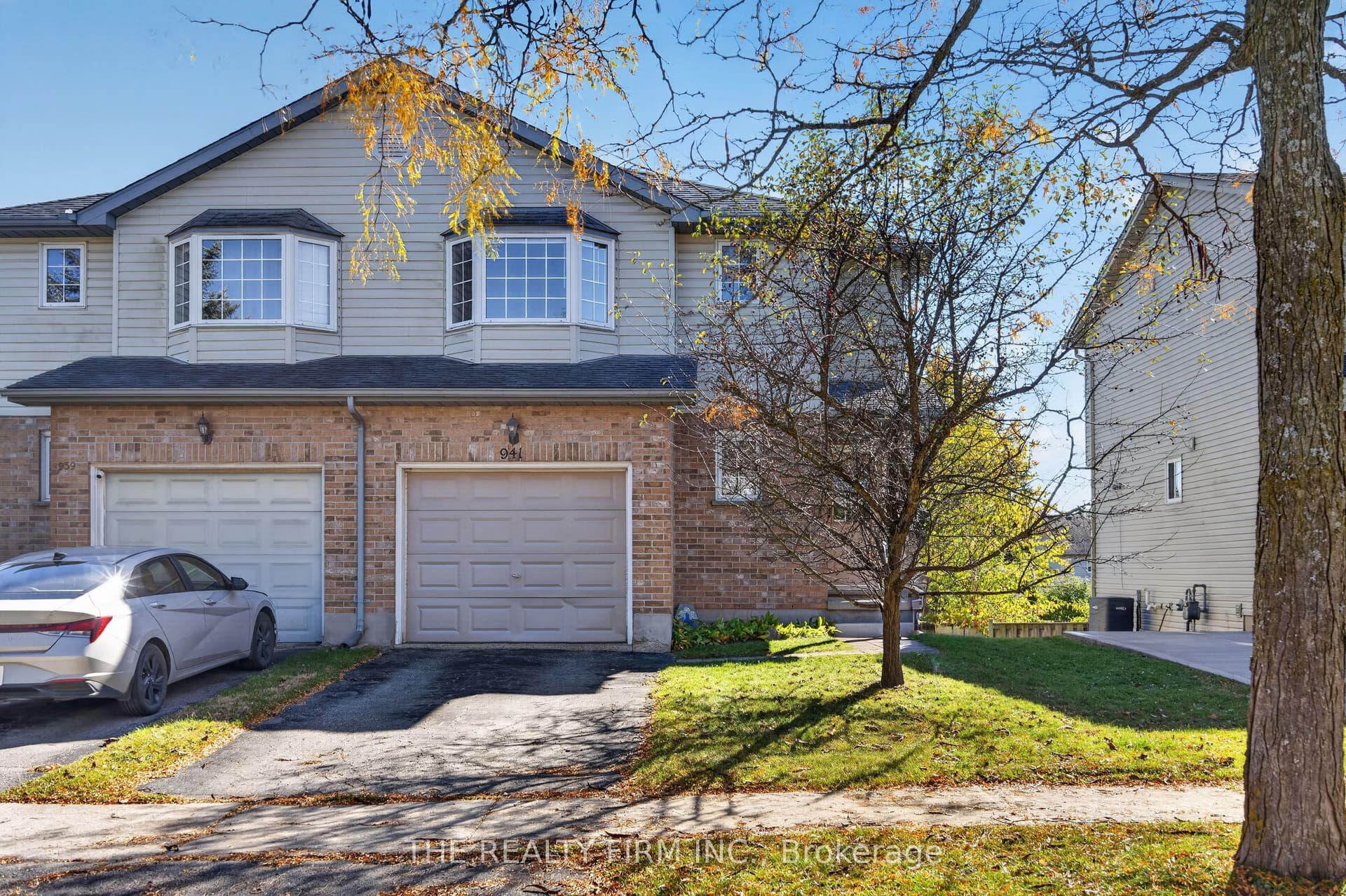 941 Thistledown Way, London North, ON N6G 4Z6