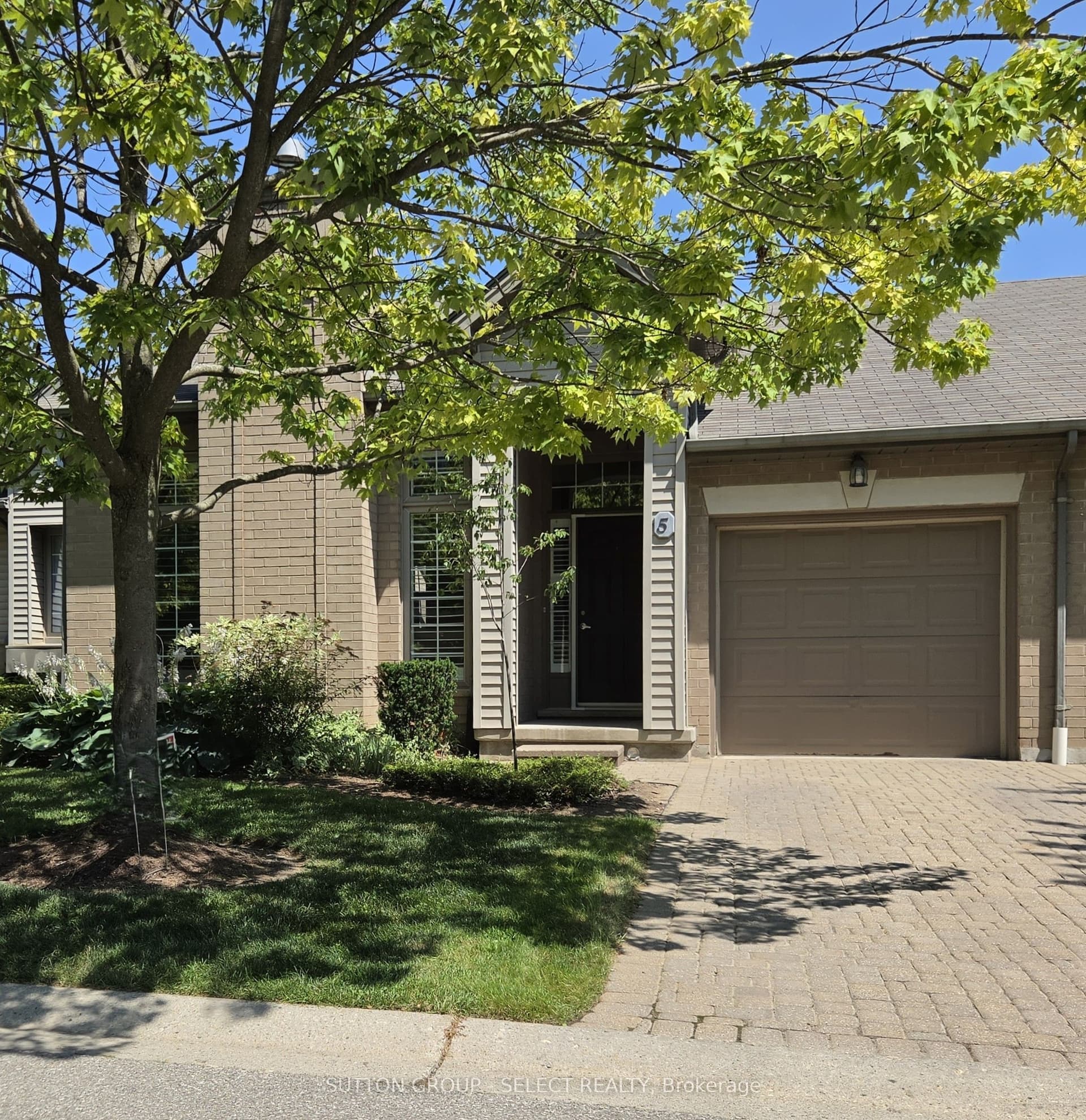270 North Centre Road 5, London North, ON N6G 5E2