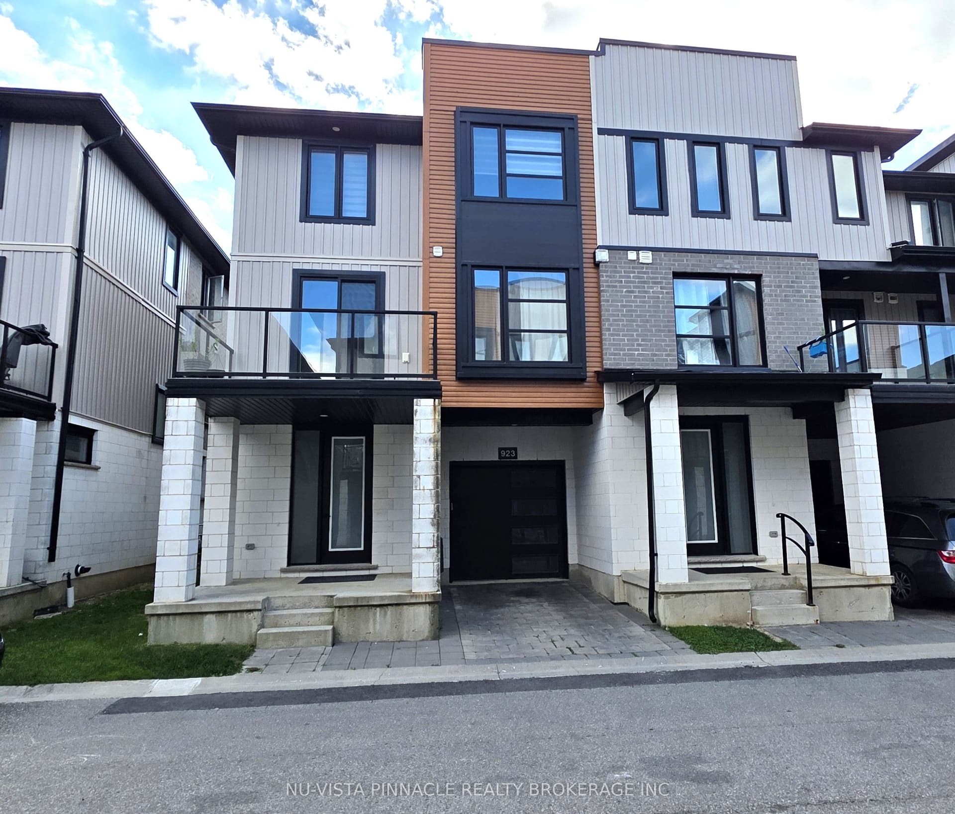 923 Georgetown Drive, London North, ON N6H 0J7