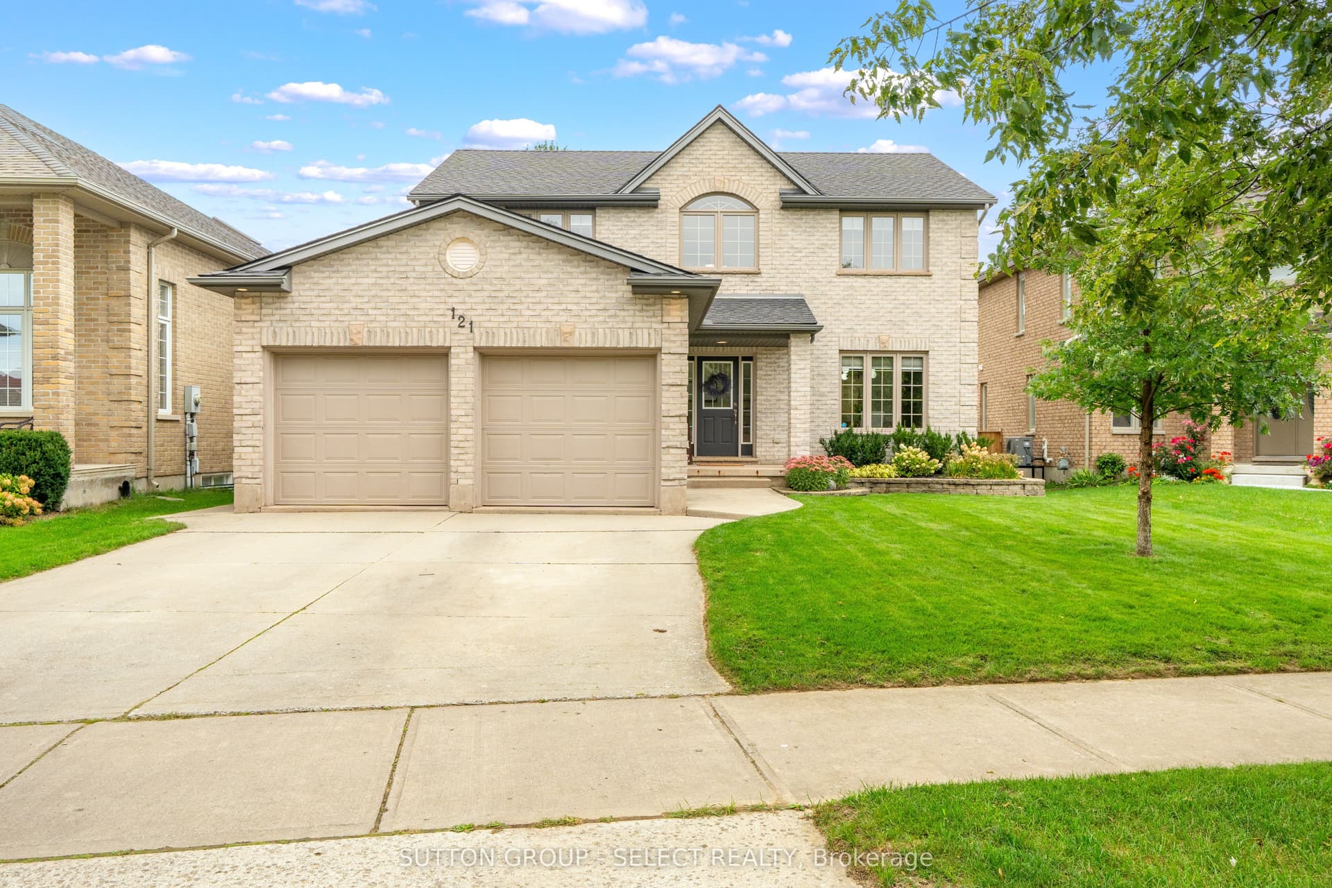 121 Tanoak Drive, London North, ON N6G 5A1