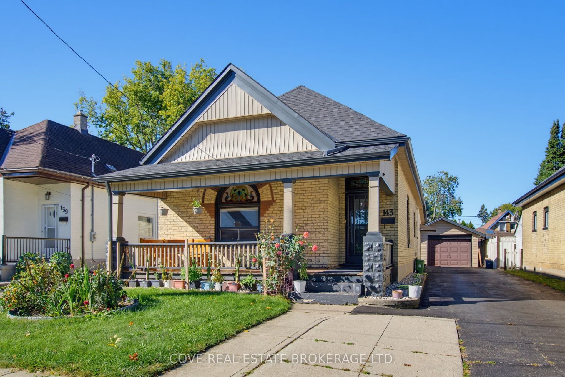 143 Mamelon Street, London East, ON N5Z 1Y2