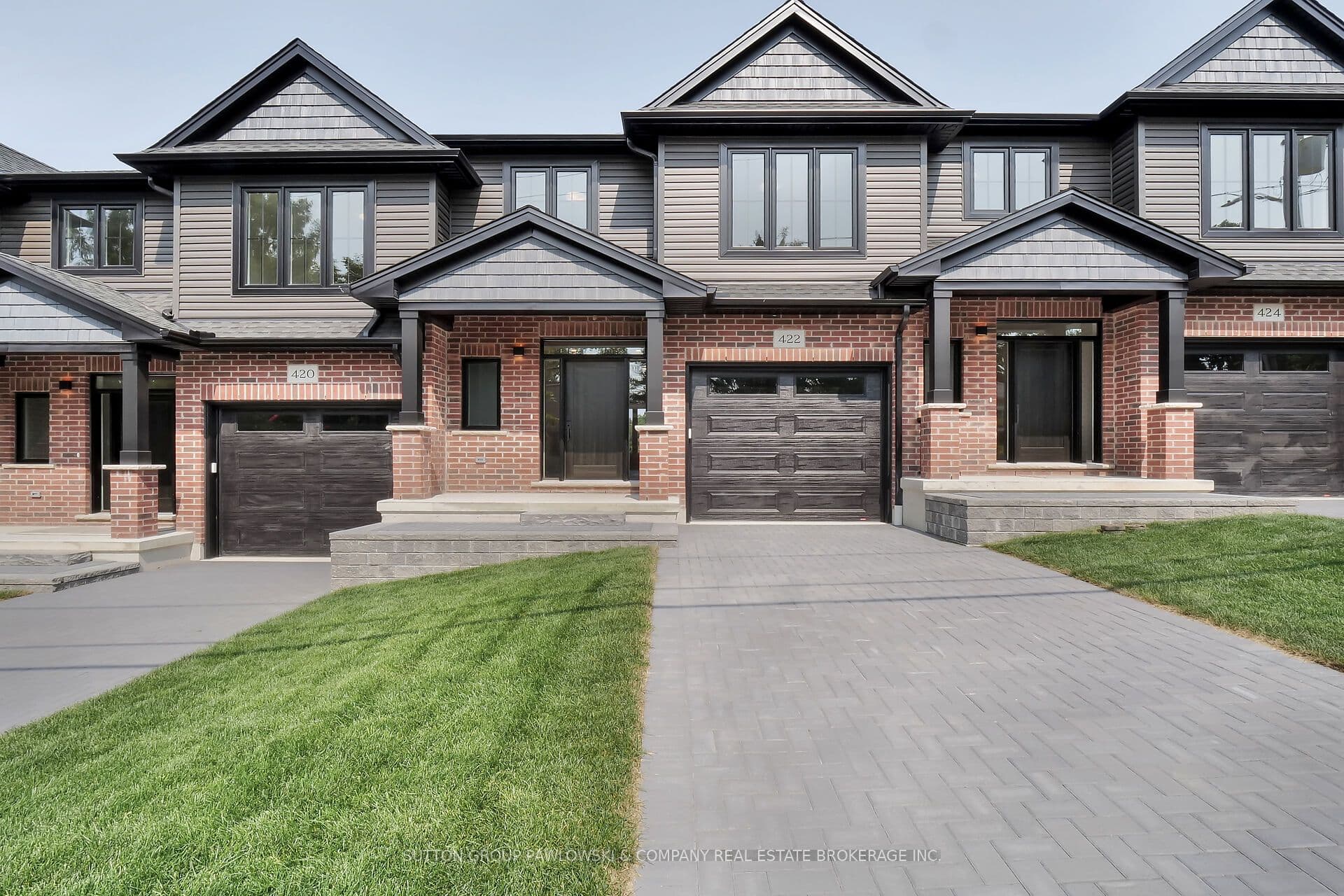 422 Old Wonderland Road, London South, ON N6K 3R2