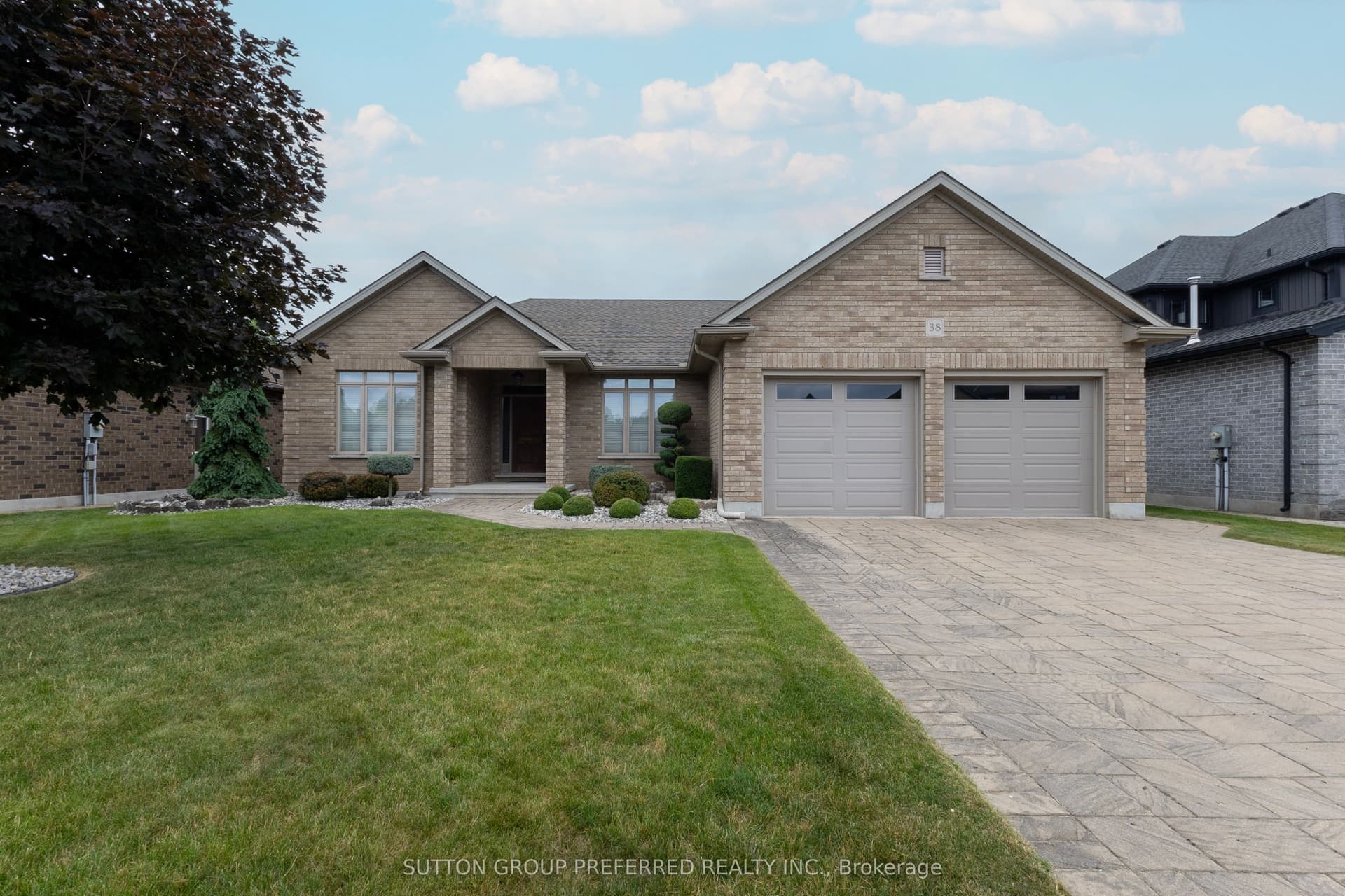 38 Brenmar Crescent, Central Elgin, ON N0L 1B0