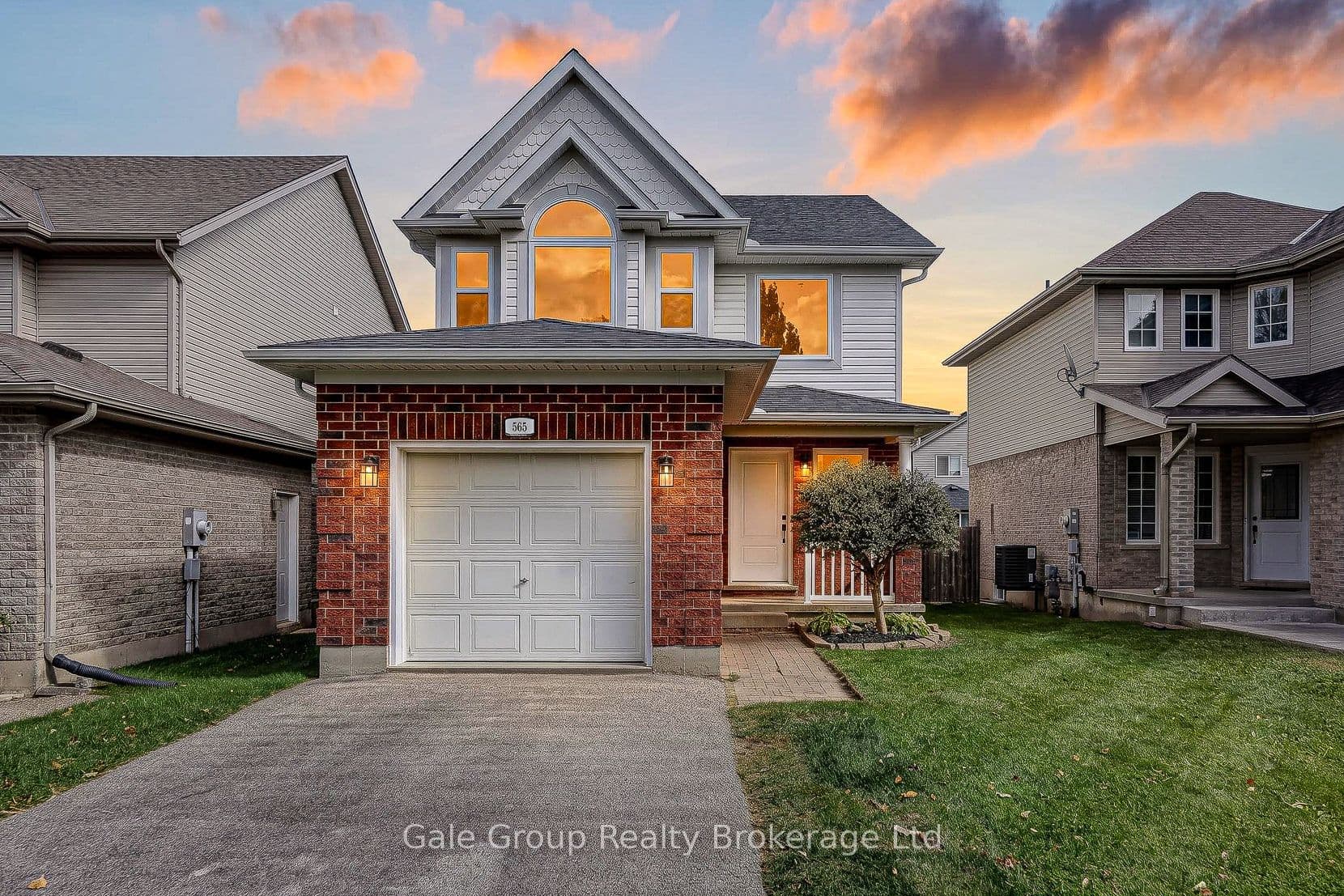 565 Sales Drive, Woodstock, ON N4S 9A1