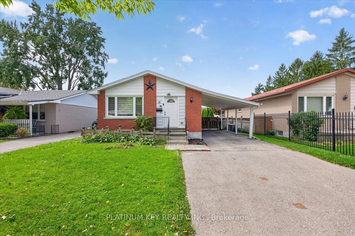 15 Garland Crescent, London East, ON N5V 1N4