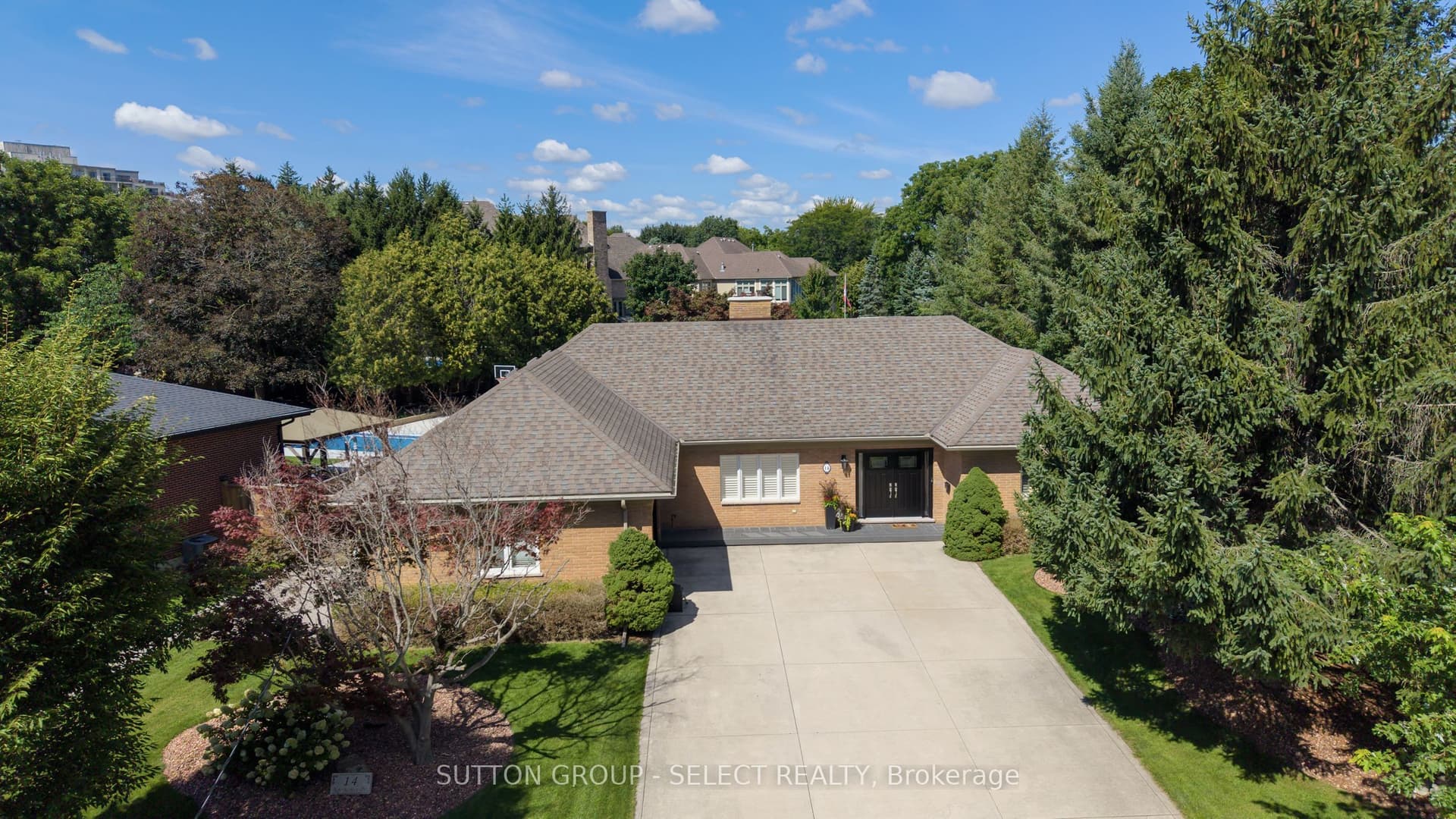 14 Northcrest Drive, London North, ON N5X 3V8