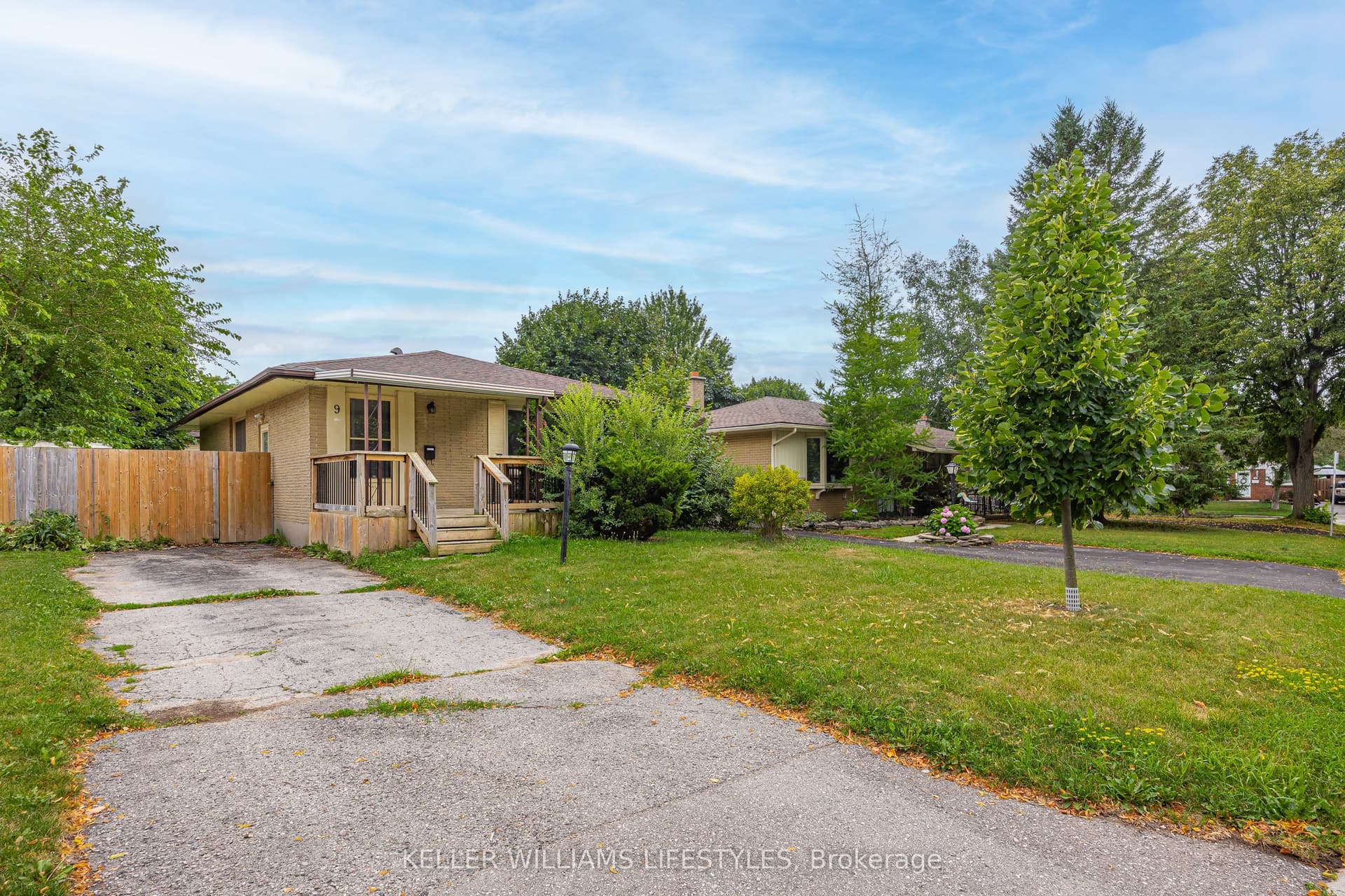 9 Buchan Road, London East, ON N5V 1K9