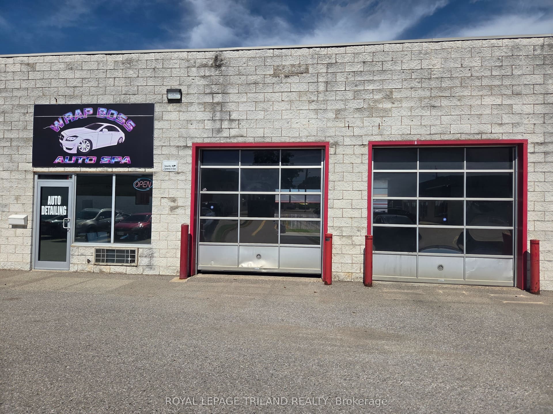 1982 Dundas Street 3, London East, ON N5V 1P5