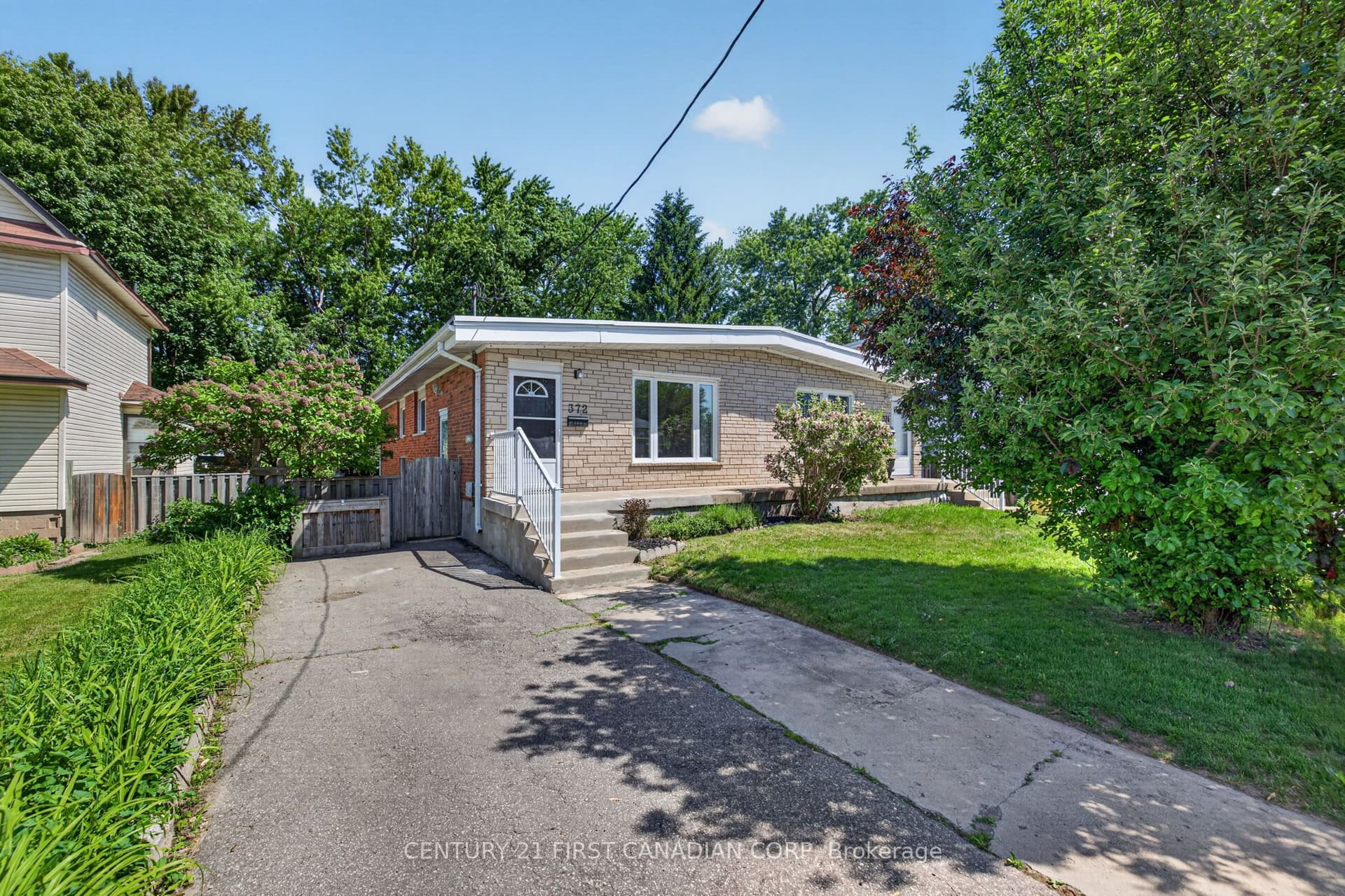 372 Dieppe Street, London South, ON N5Z 3A6
