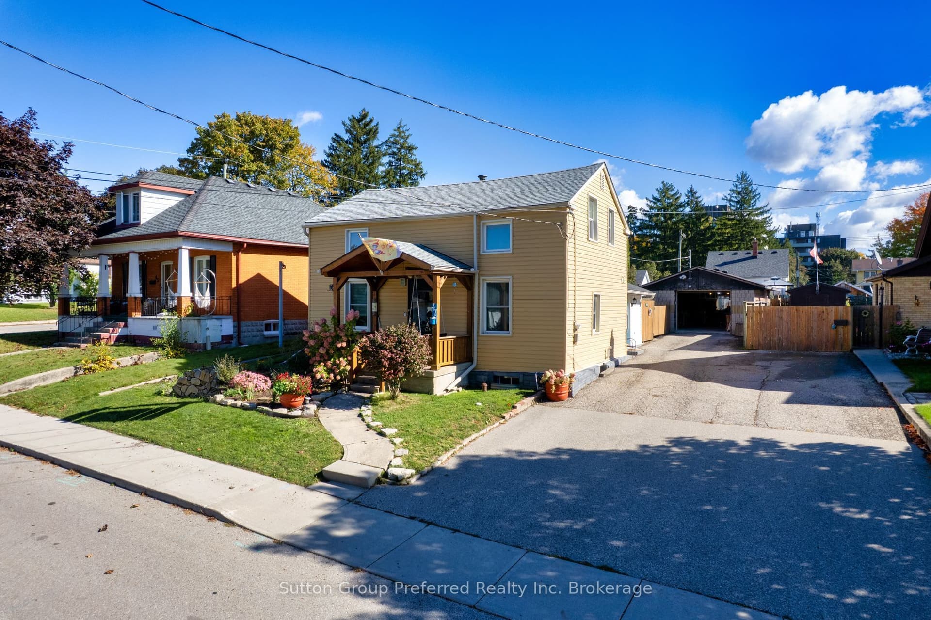 47 Centre Street, Woodstock, ON N4S 3X8