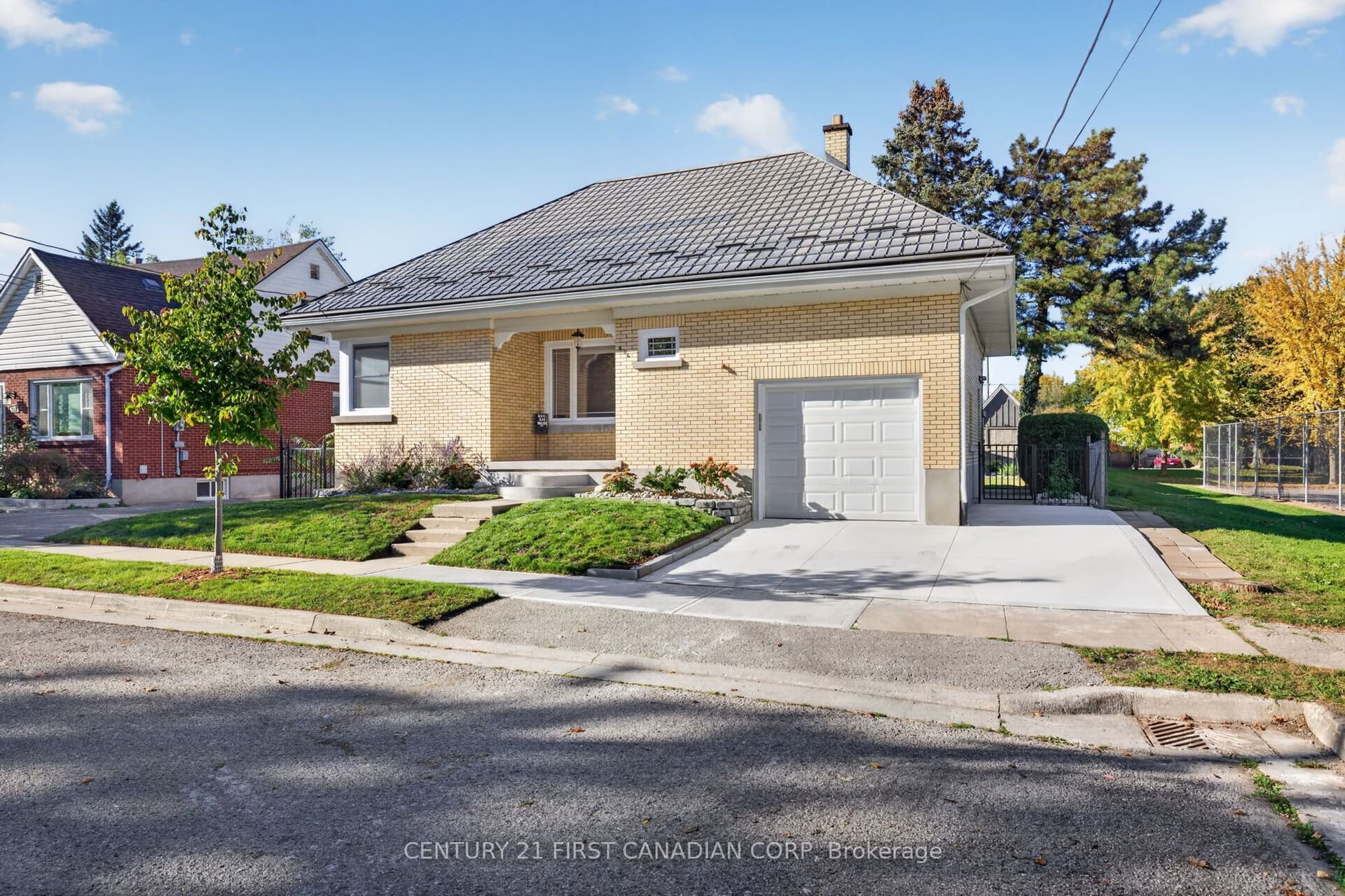 636 Wallace Street, London East, ON N5Y 3R7