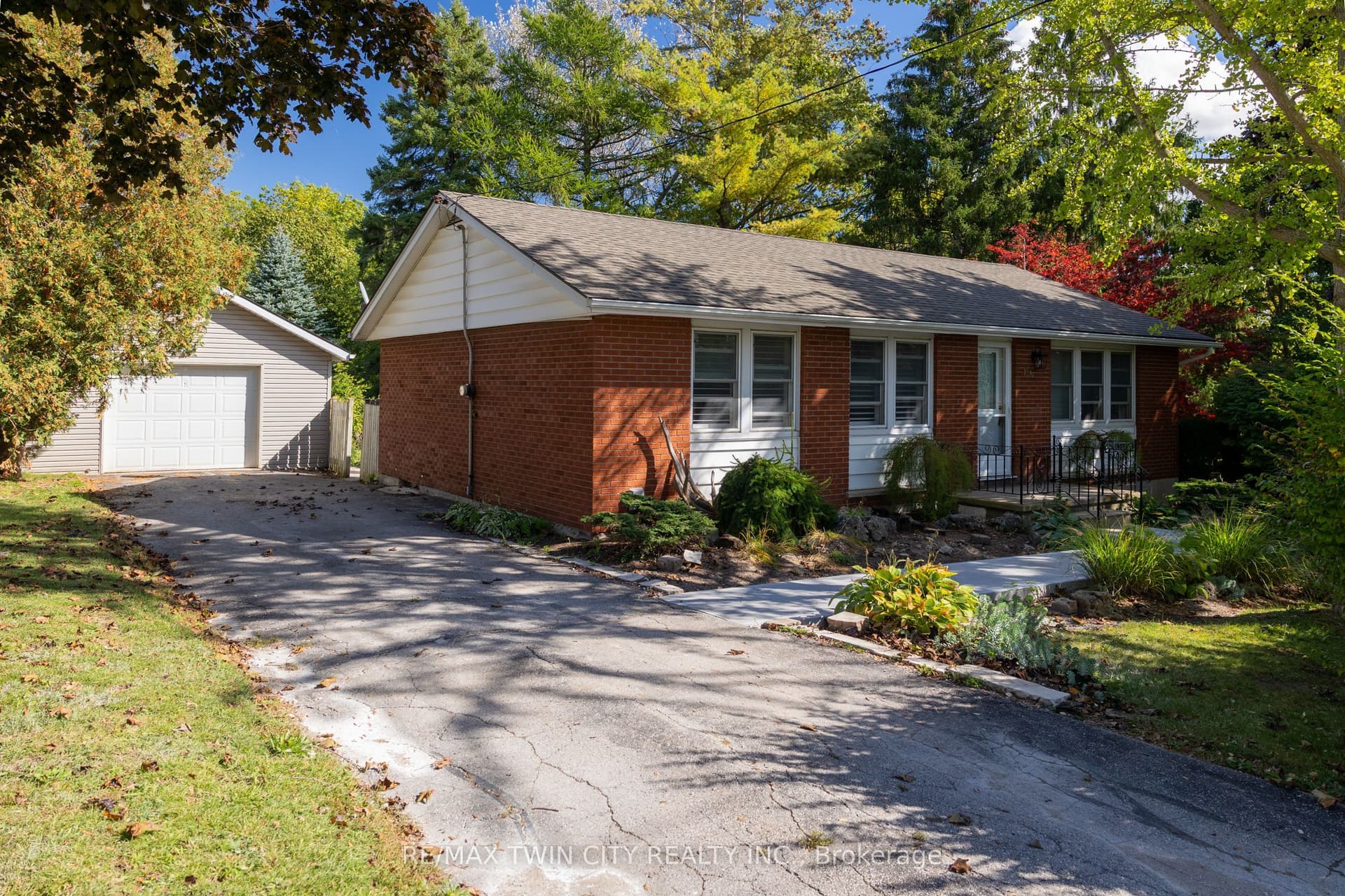 156 MUTUAL Street N, Ingersoll, ON N5C 2A3