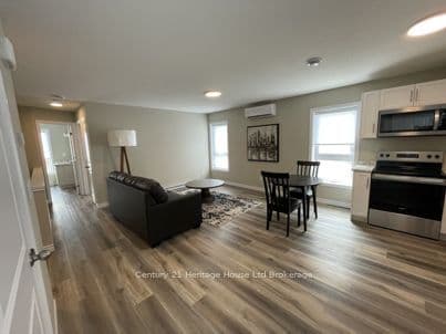8-10 Bay Street, Woodstock, ON N4S 3K5