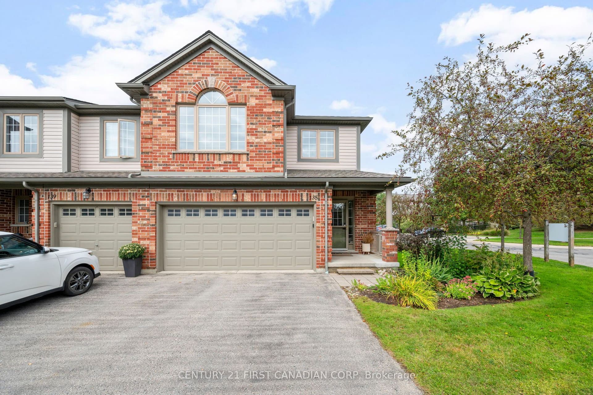 600 HYDE PARK Road 135, London North, ON N6H 5W8