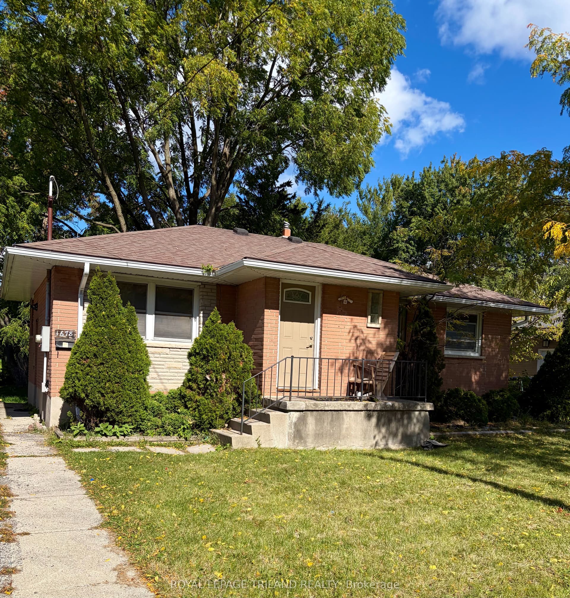 1678 Dale Street, London East, ON N5V 1Y2