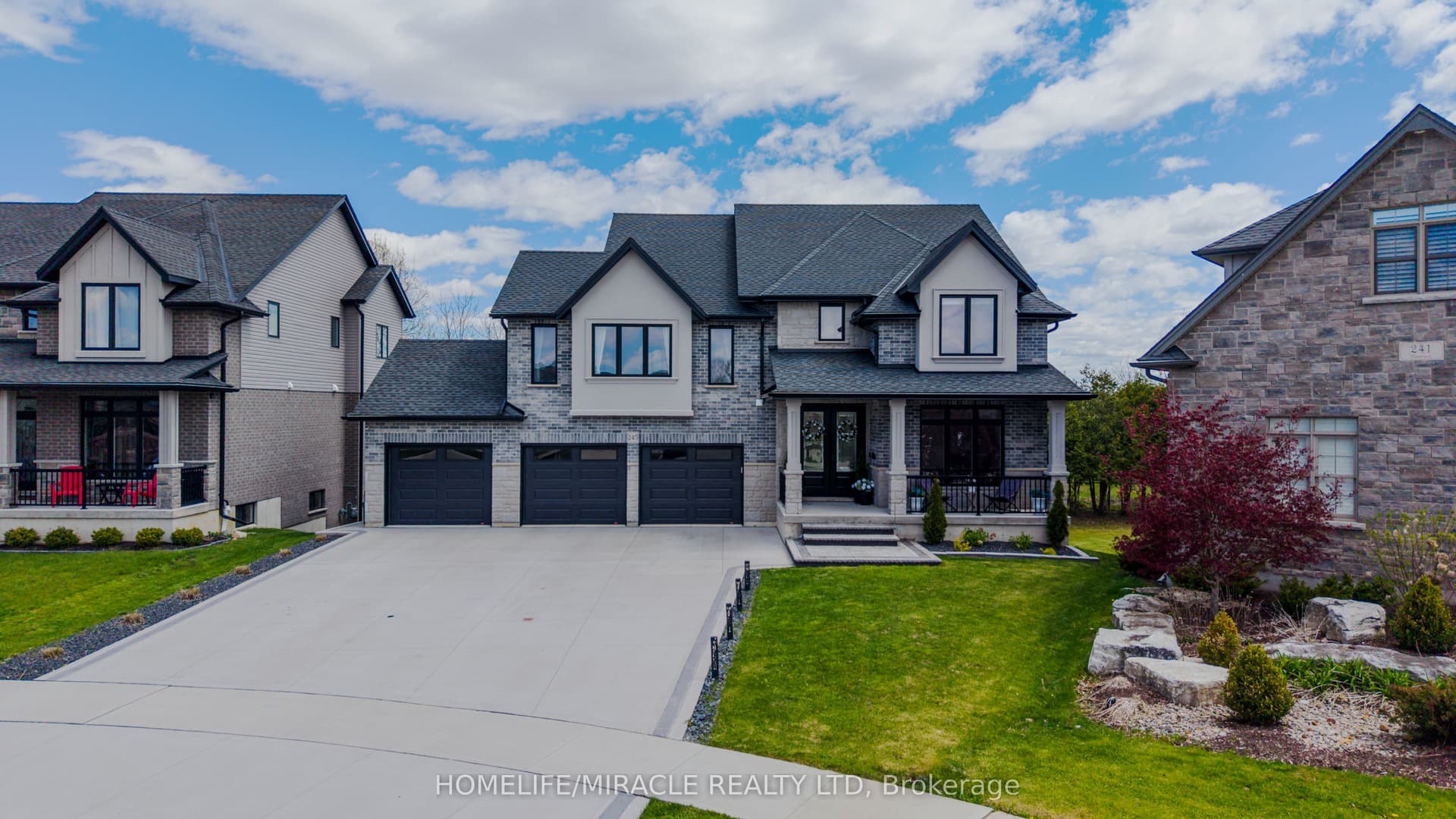 245 Tamarack Boulevard, Woodstock, ON N4S 0E4