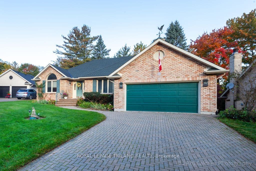 90 Chestnut Court, London South, ON N6K 4J5